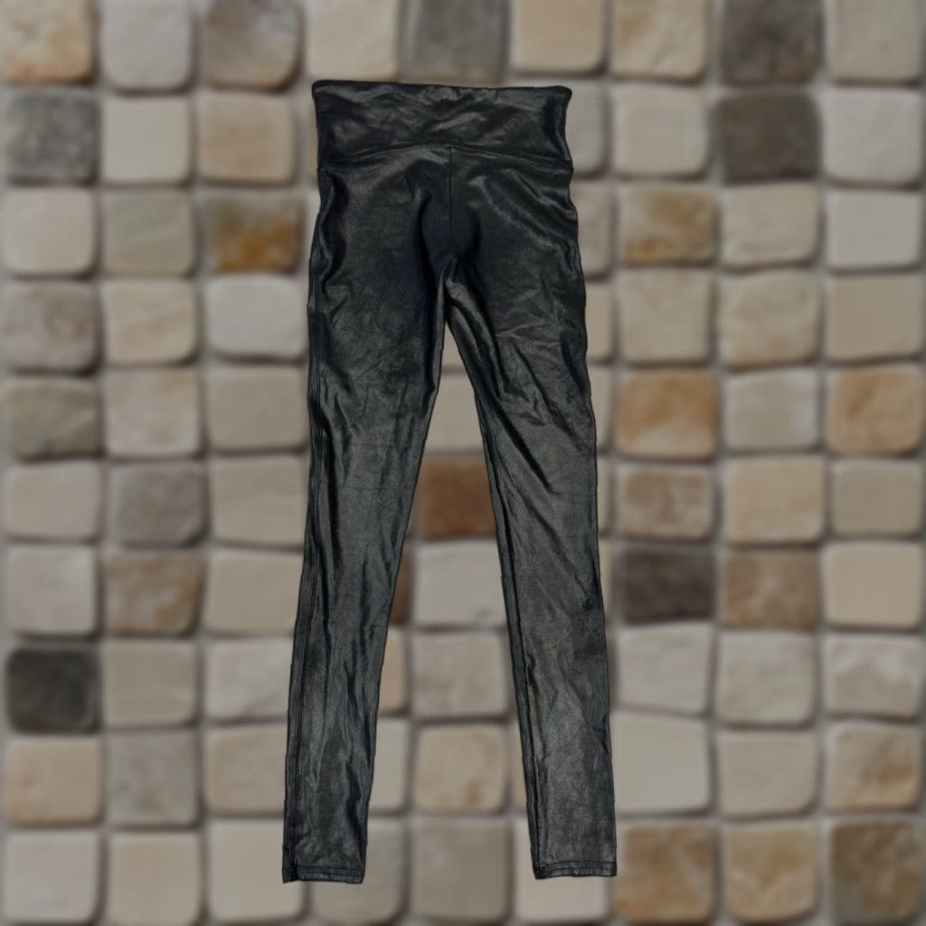 Spanx Spanx Leggings Womens Small Black Faux Leather Stretch Mid Rise Casual Size 28" / US 6 / IT 42 - 1 Thumbnail