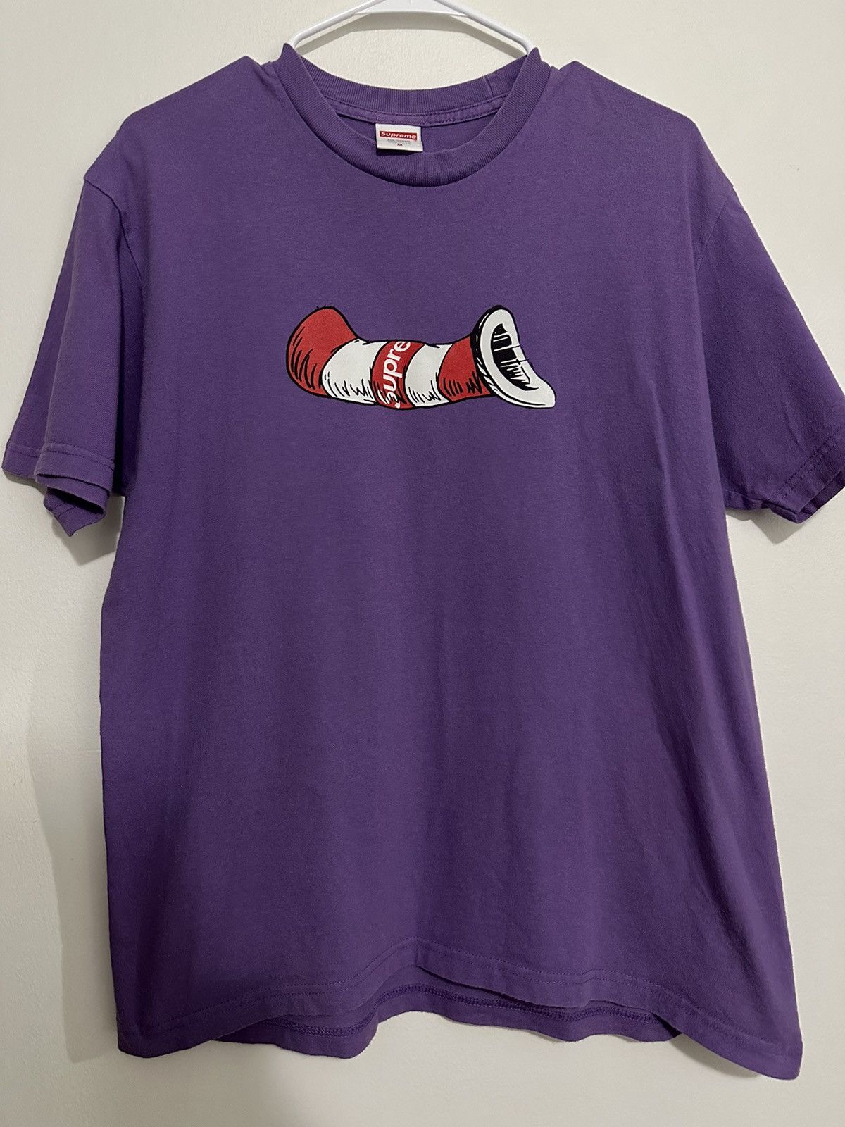 Supreme シュプリーム Cat in the Hat Tee AW 18 WEEK 17 Supreme シュプリーム Cat in the Hat Tee AW 18 WEEK 17