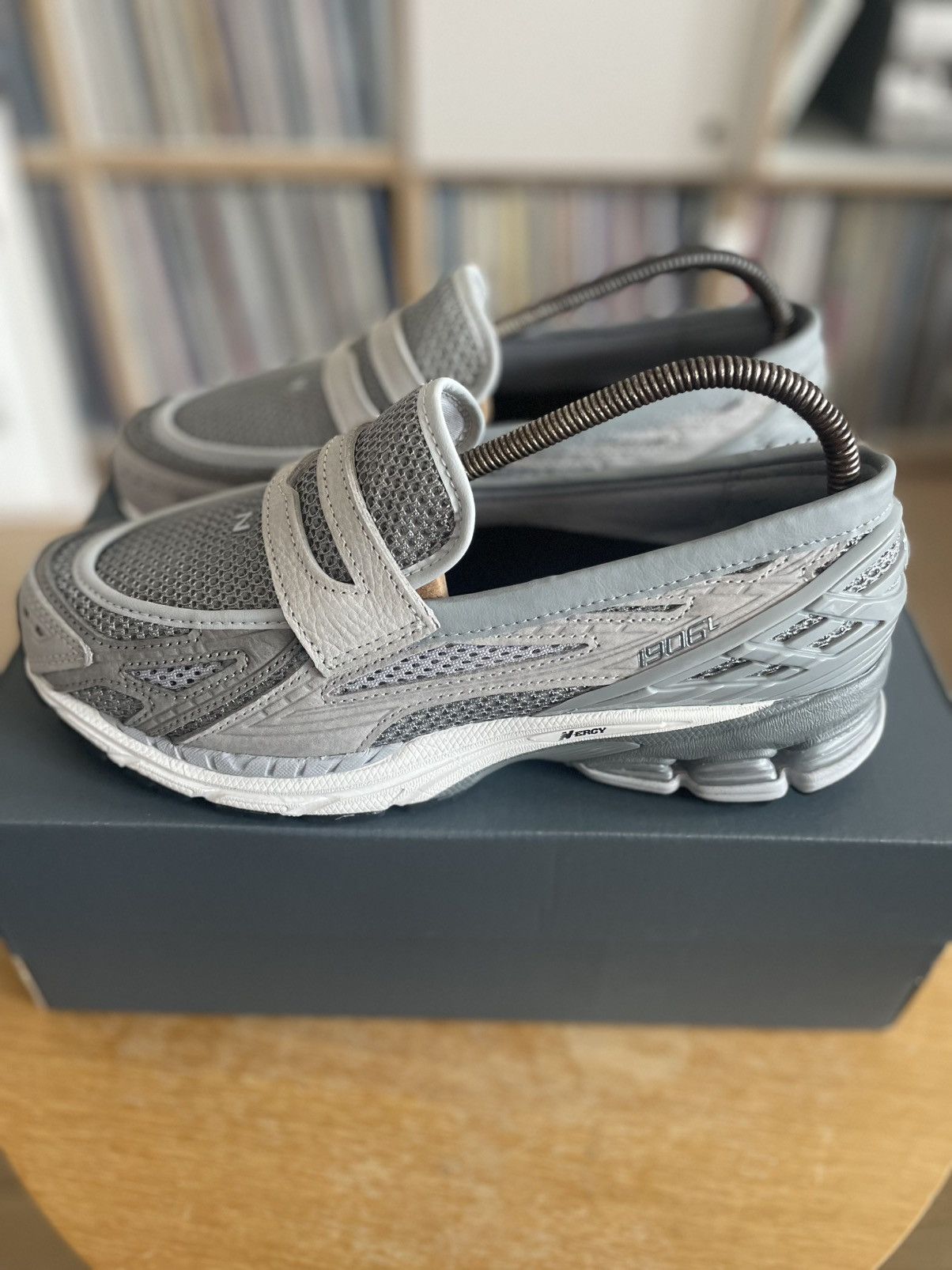 NEW BALANCE 1906 LGR Loafer