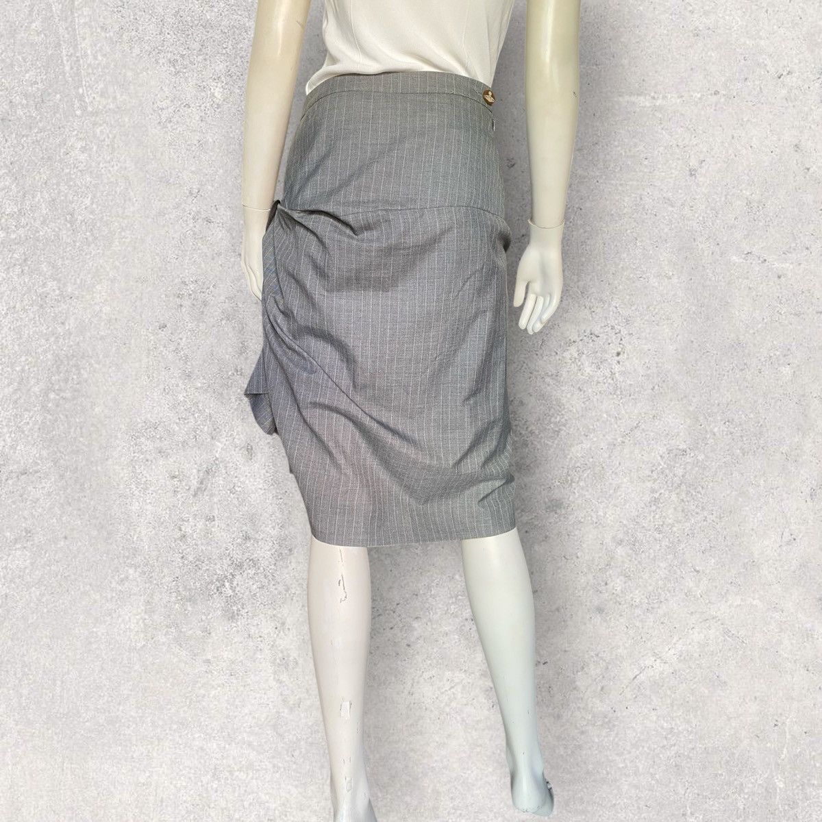 Vivienne Westwood Red Label Pinstripe Drape Drunken Skirt Size 28" / US 6 / IT 42 - 3 Thumbnail