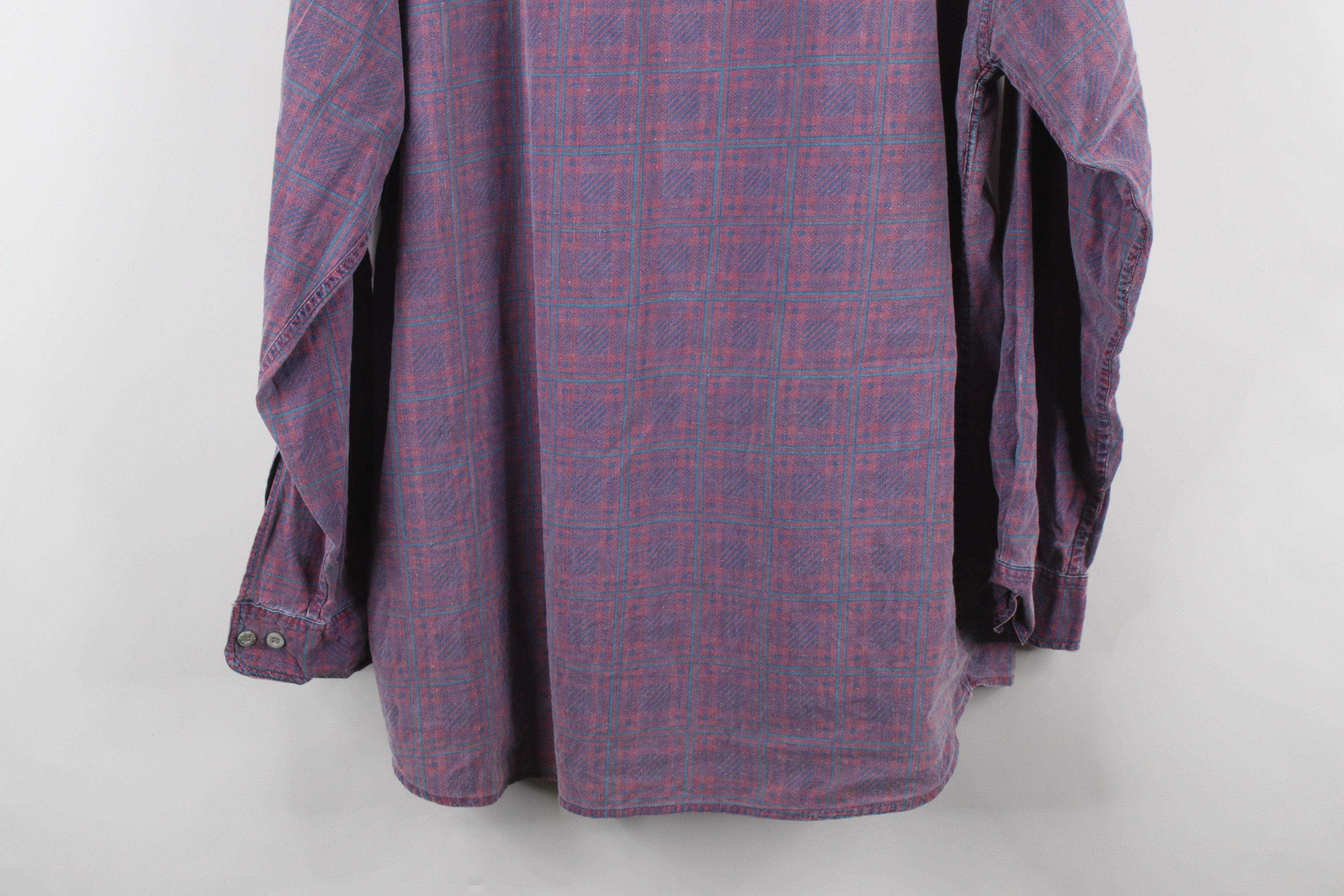 Vintage Vintage 90s Streetwear Checkered Plaid Collared Button Shirt Size US L / EU 52-54 / 3 - 14 Thumbnail