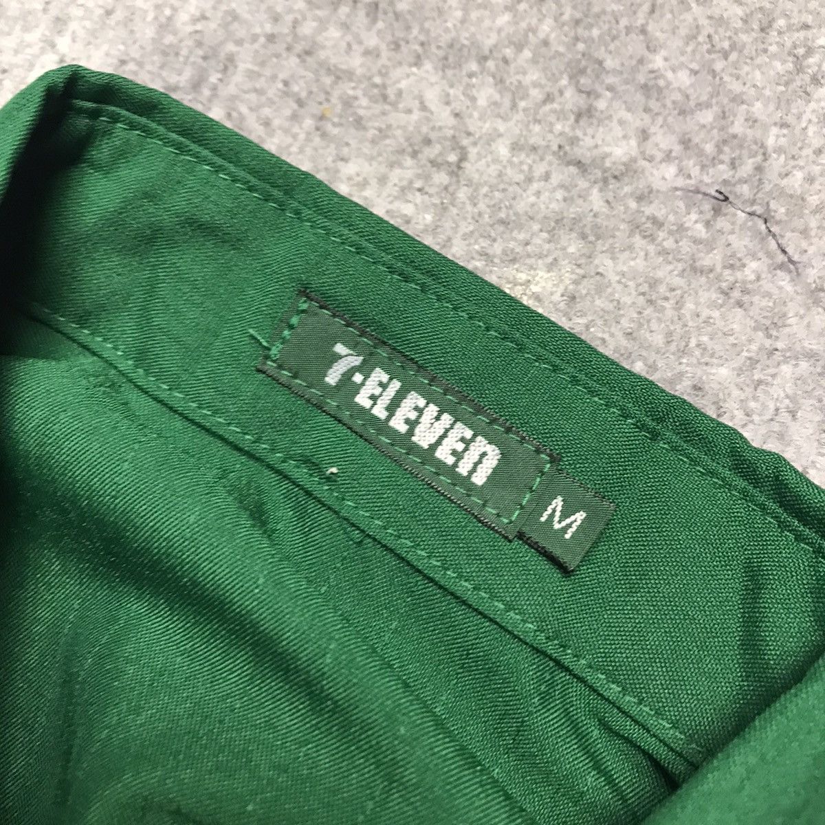 Japanese Brand 7 Eleven embroidery logo zipper Japan uniform work jacket Size US M / EU 48-50 / 2 - 11 Thumbnail