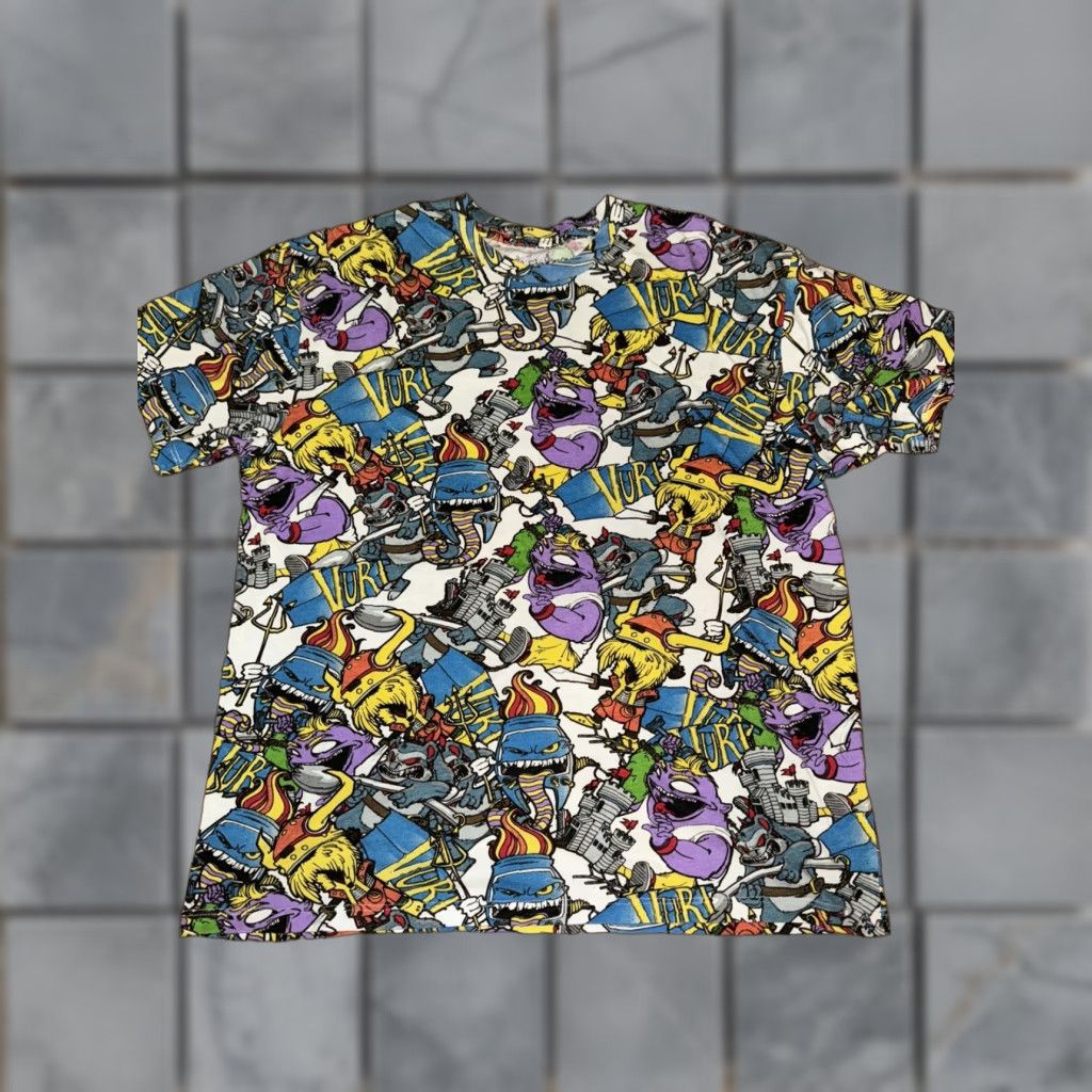 Gloverall Vurt Skateboarding All Over Print T-Shirt L Men Multicolor 21x25 Size US L / EU 52-54 / 3 - 1 Thumbnail