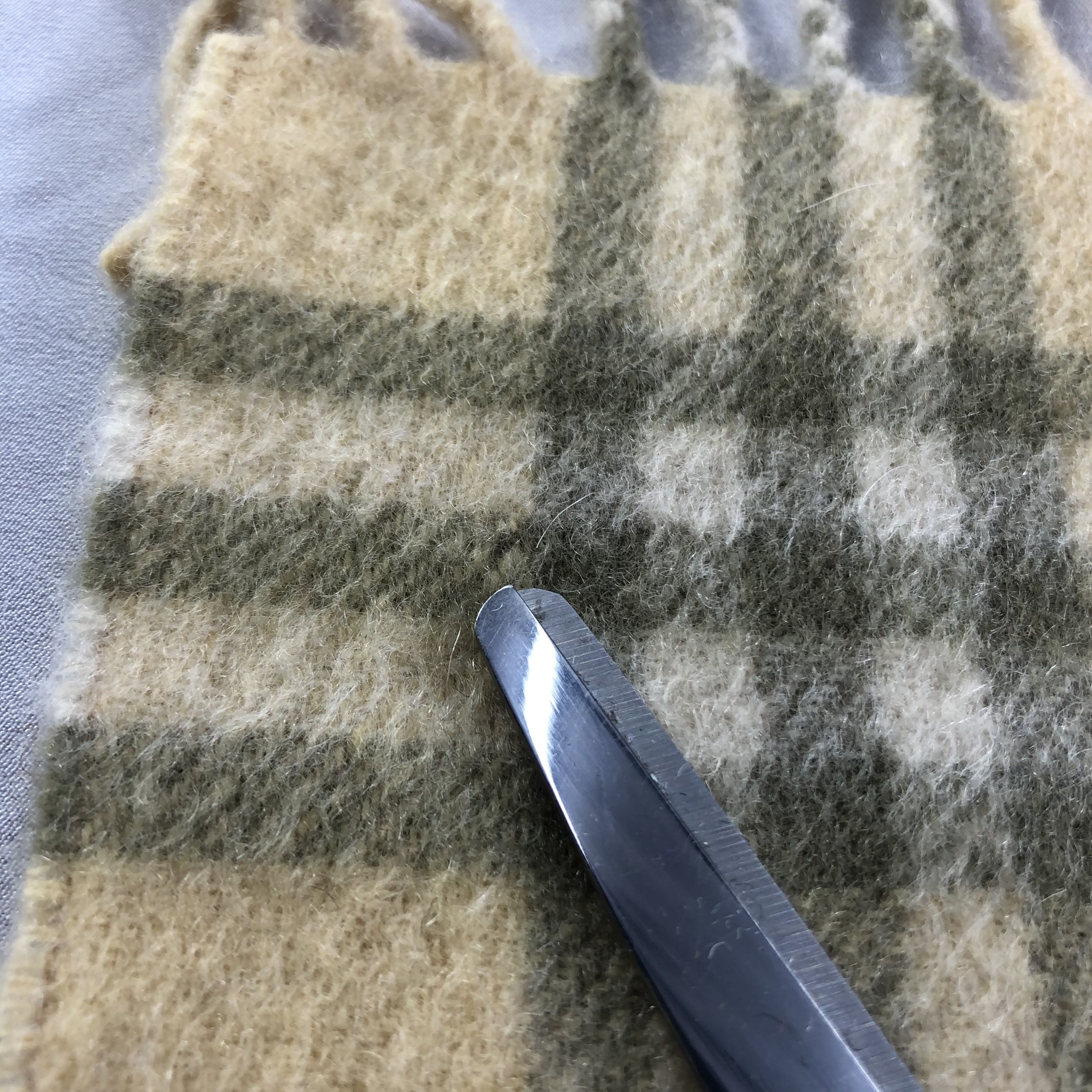 Burberry Burberrys Nova Check Cashmere Scarf Muffler Neckwear V2448 Size ONE SIZE - 16 Thumbnail