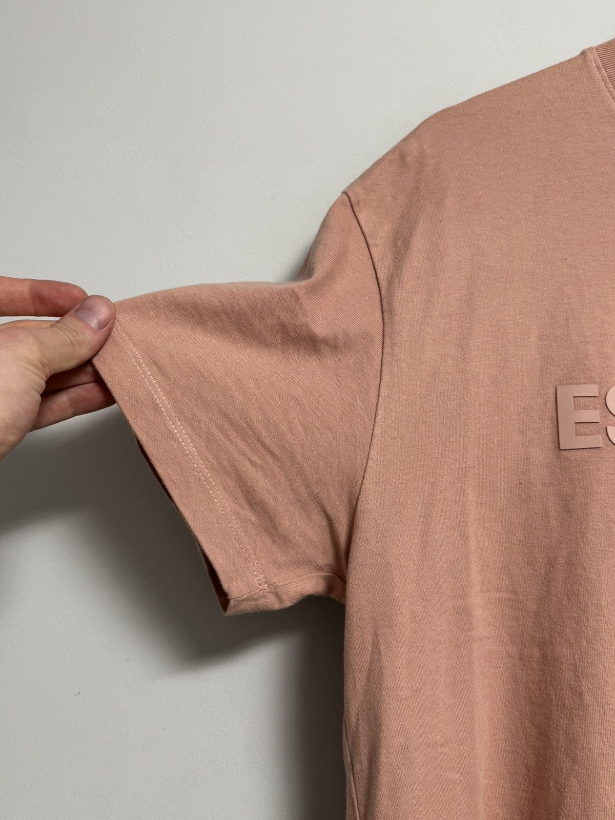 Essentials Essential Fear Of God Pink T Shirt All Size S Size US S / EU 44-46 / 1 - 13 Thumbnail