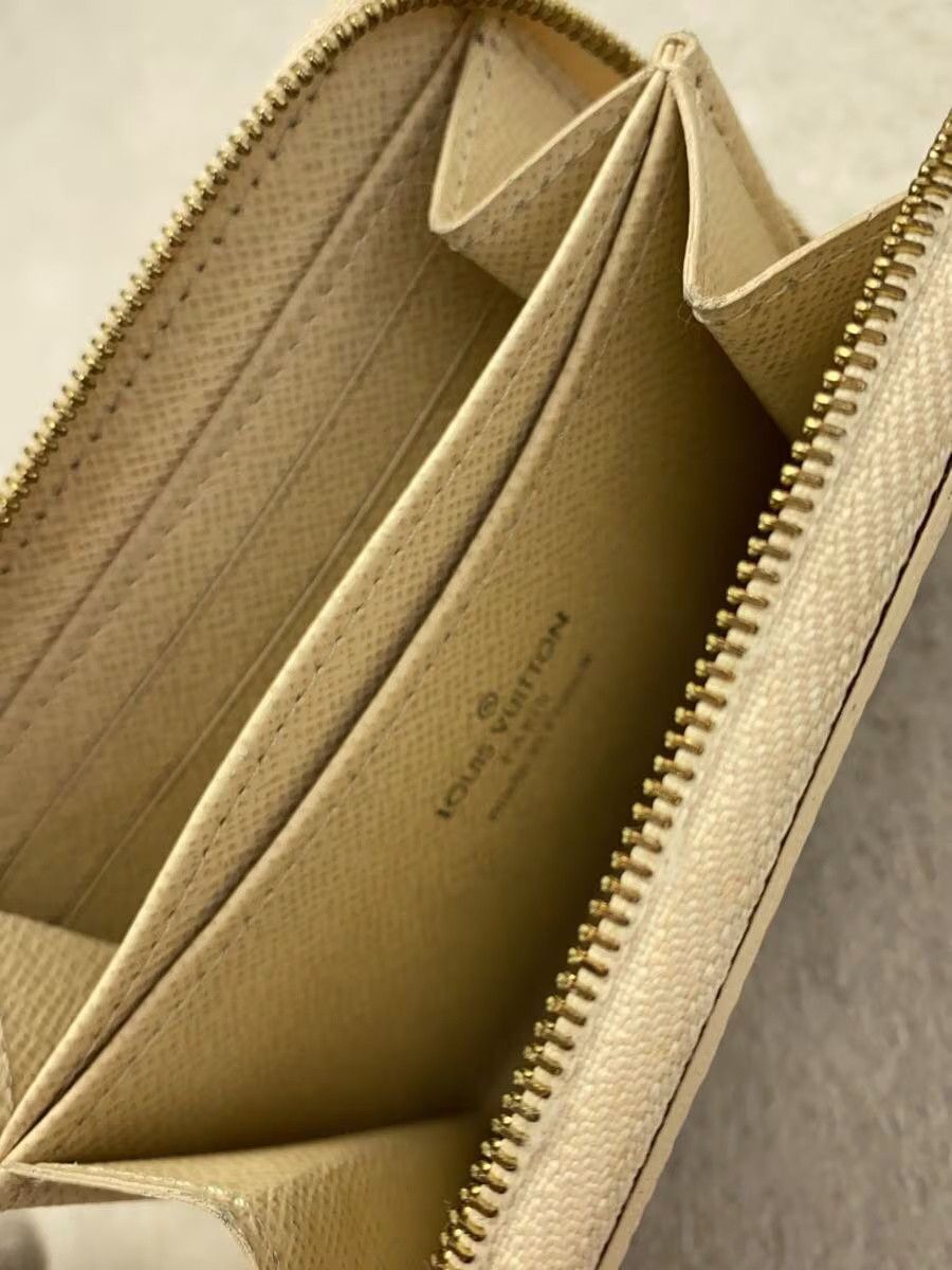 Louis Vuitton Louis Vuitton Damier Azur Zippy Coin Purse White Size ONE SIZE - 5 Thumbnail