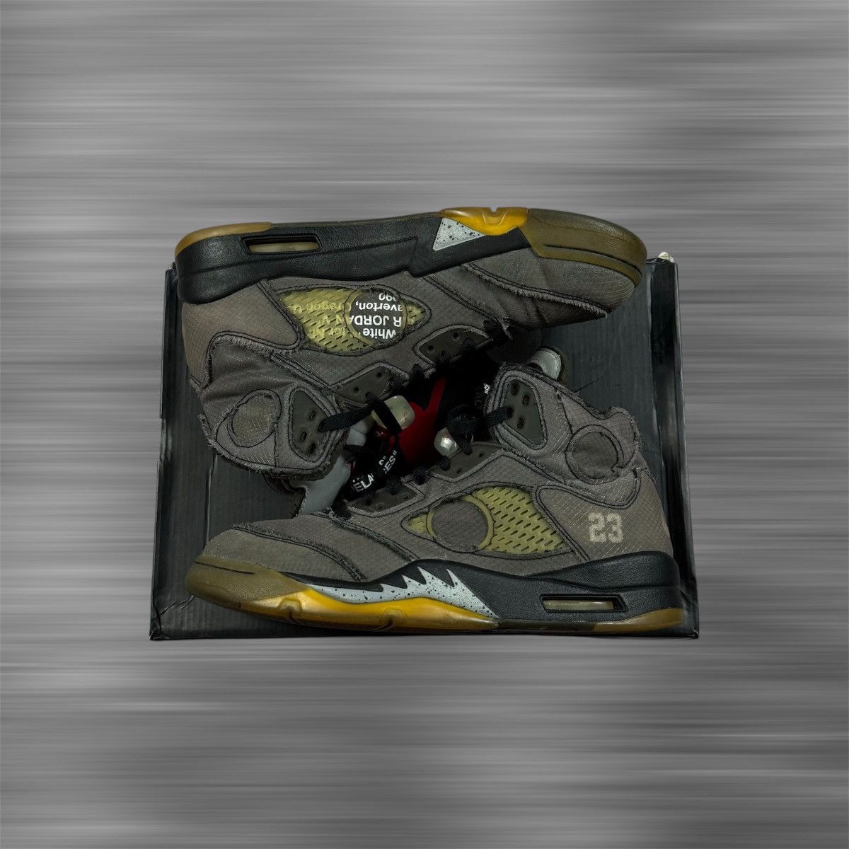 Jordan Brand × Off-White Jordan 5 Retro Off-White Muslin Size US 9 / EU 42 - 1 Thumbnail