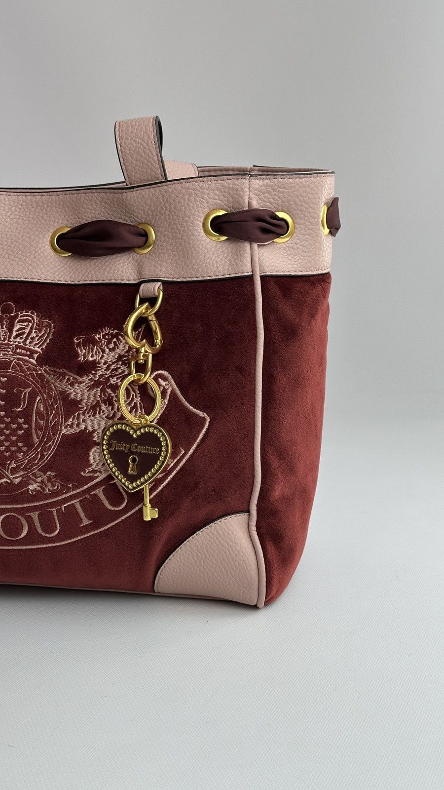 Juicy Couture Rare Juciy Couture Daydreamer bag ! SOLD OUT ! Size ONE SIZE - 3 Thumbnail