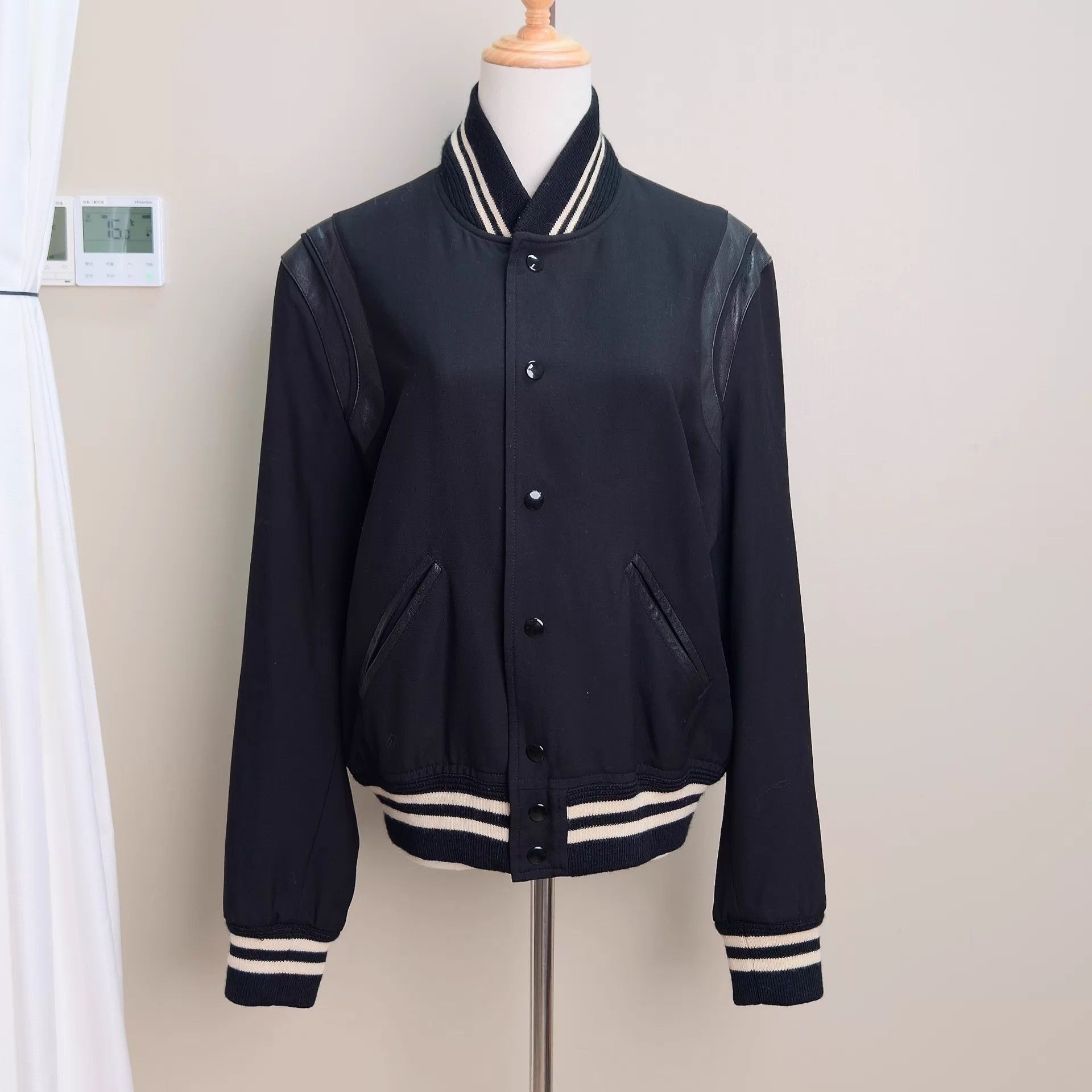 Yves Saint Laurent Black er Jacket with Leather Sleeves Size M Size US M / EU 48-50 / 2 - 1 Thumbnail