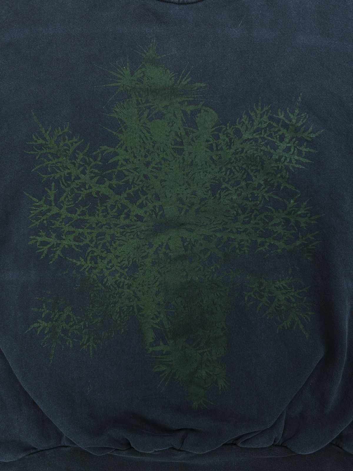 Raf Simons AW02 Raf Simons ‘Thorns’ Virginia Creeper Raglan Navy Blue Crewneck Size US L / EU 52-54 / 3 - 2 Thumbnail