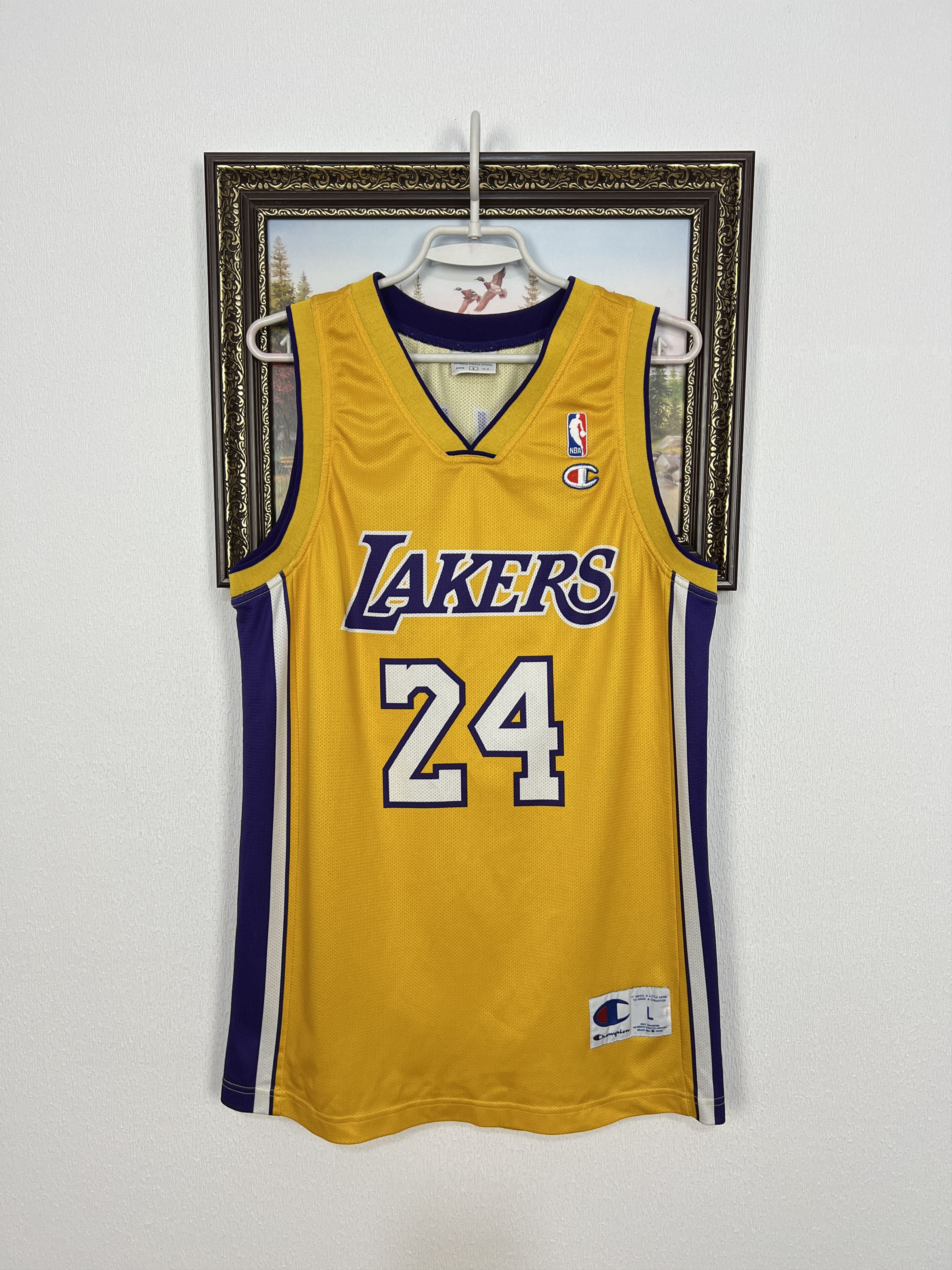 Champion Vintage 90's Champion Los Angeles Lakers #24 Bryant Jersey Size US L / EU 52-54 / 3 - 1 Thumbnail