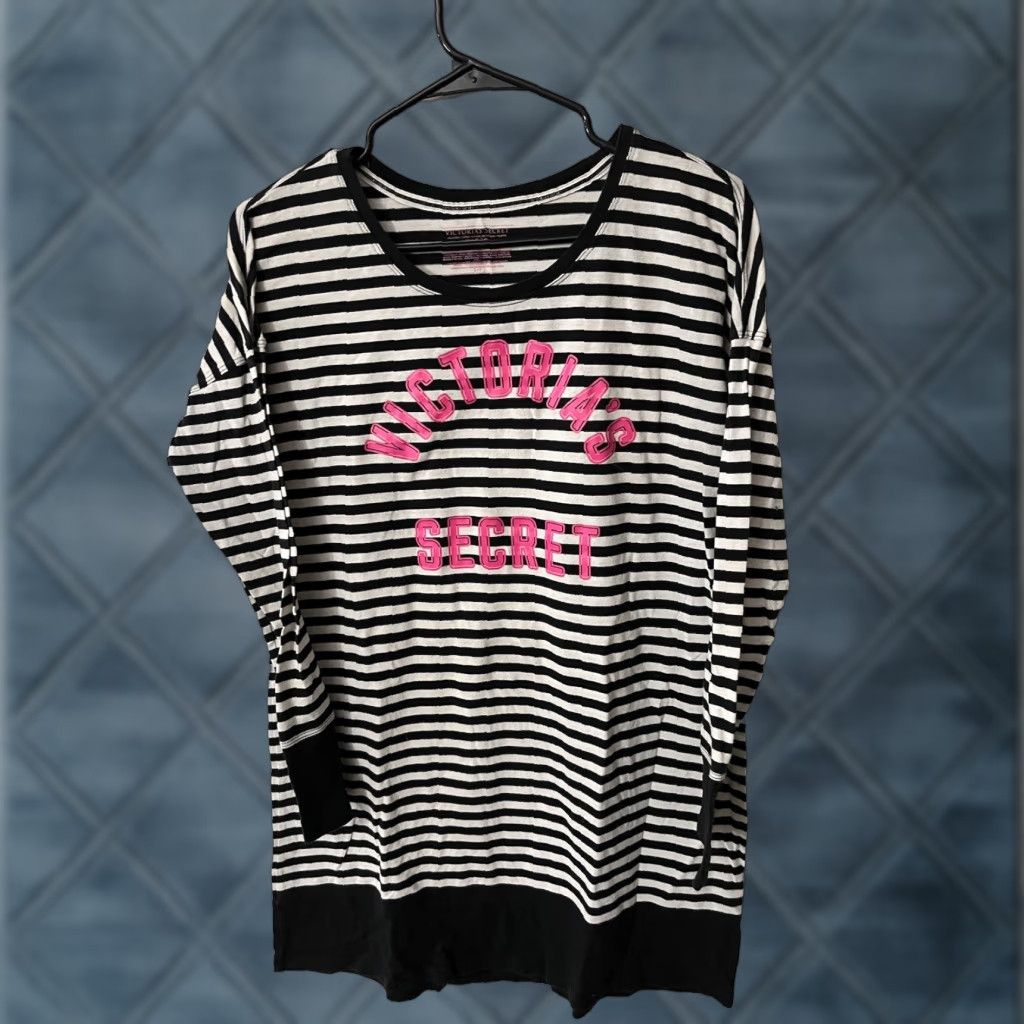 Victoria's Secret VINTAGE Victoria's Secret Pajama Top Womens Small Black & White Striped Long Sleeve Button Up Metal Size S / US 4 / IT 40 - 1 Thumbnail