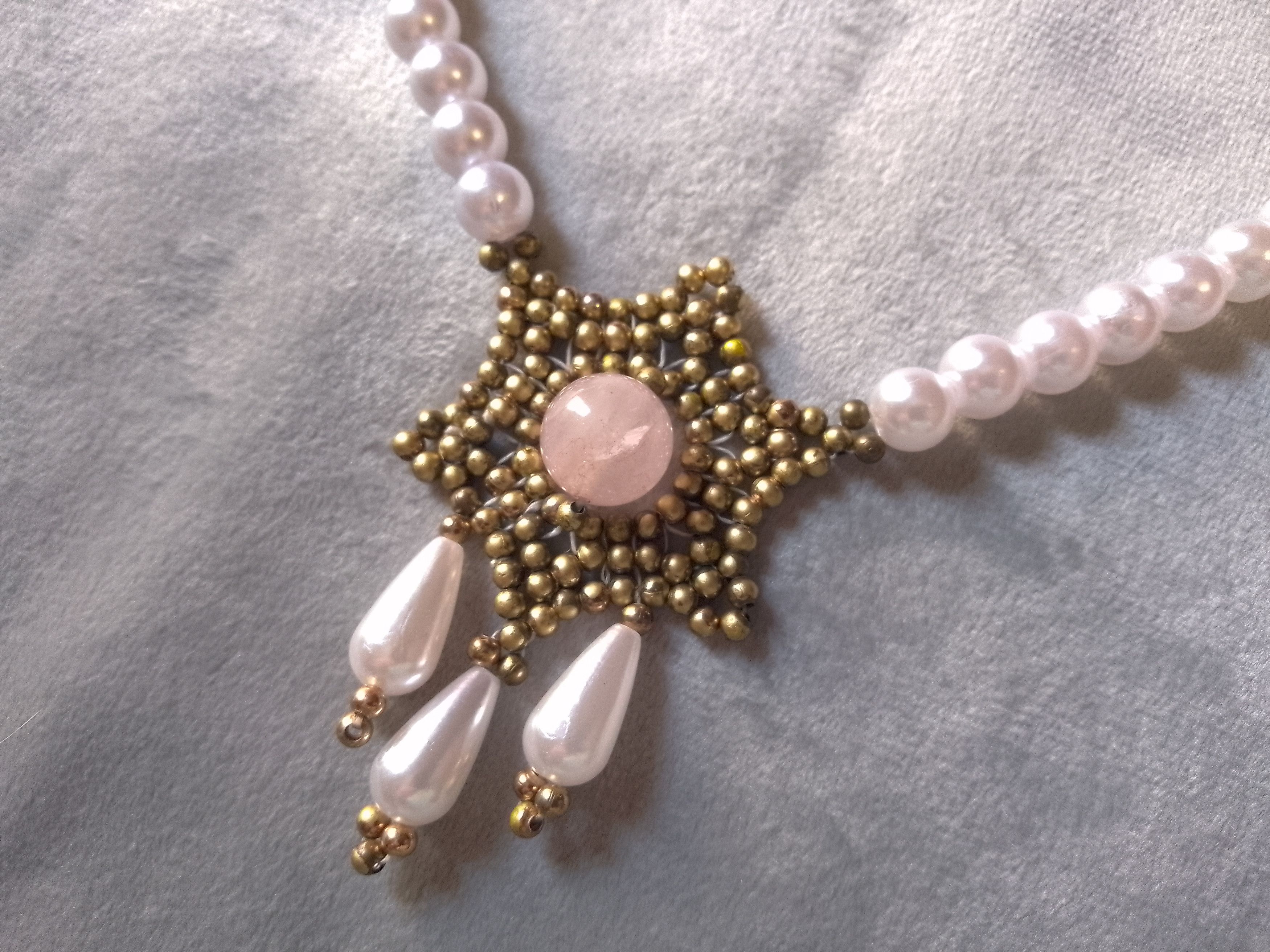 Handmade Elegant Pearls necklace Rose quartz Renaissance style Size ONE SIZE - 7 Thumbnail