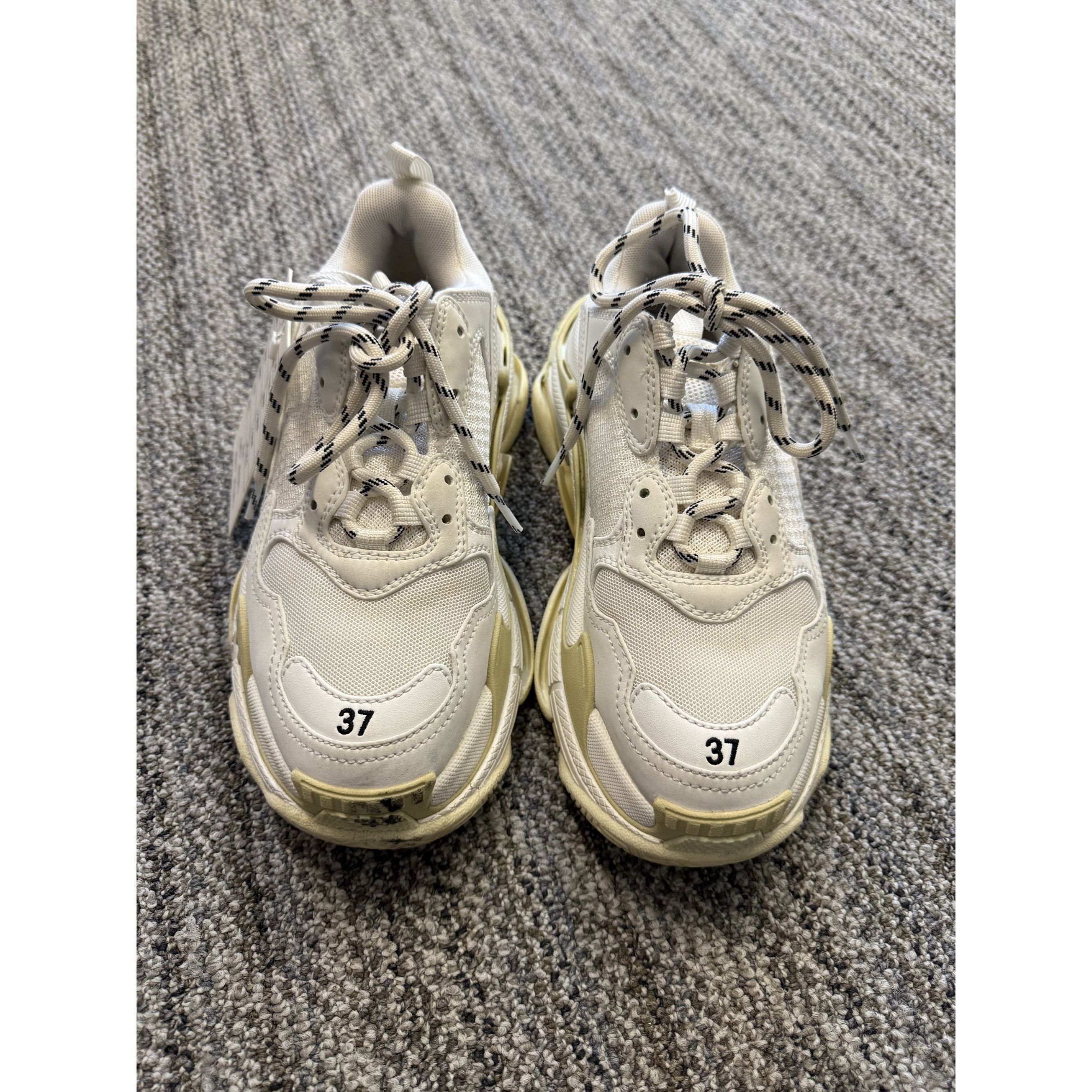 Balenciaga Balenciaga Triple S Womens Sneakers 37 EU Leather-Free White Size US 7 / IT 37 - 1 Thumbnail