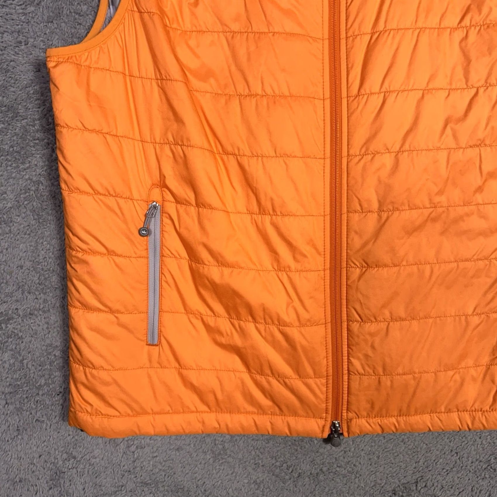Peter Millar VINTAGE? No — Peter Millar Crown Sport Hyperlight Puffer Vest Size US XXL / EU 58 / 5 - 4 Thumbnail