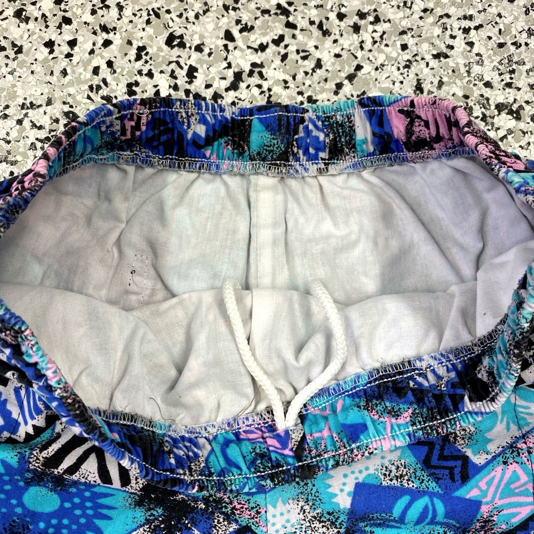 Etro VTG 80’s 90’s Sailing Surf Cotton Shorts Beach Hawaii 28 Multicolor Floral Men Trunks Surfing 80s Aloha Beach Mens Size US 28 / EU 44 - 2 Thumbnail
