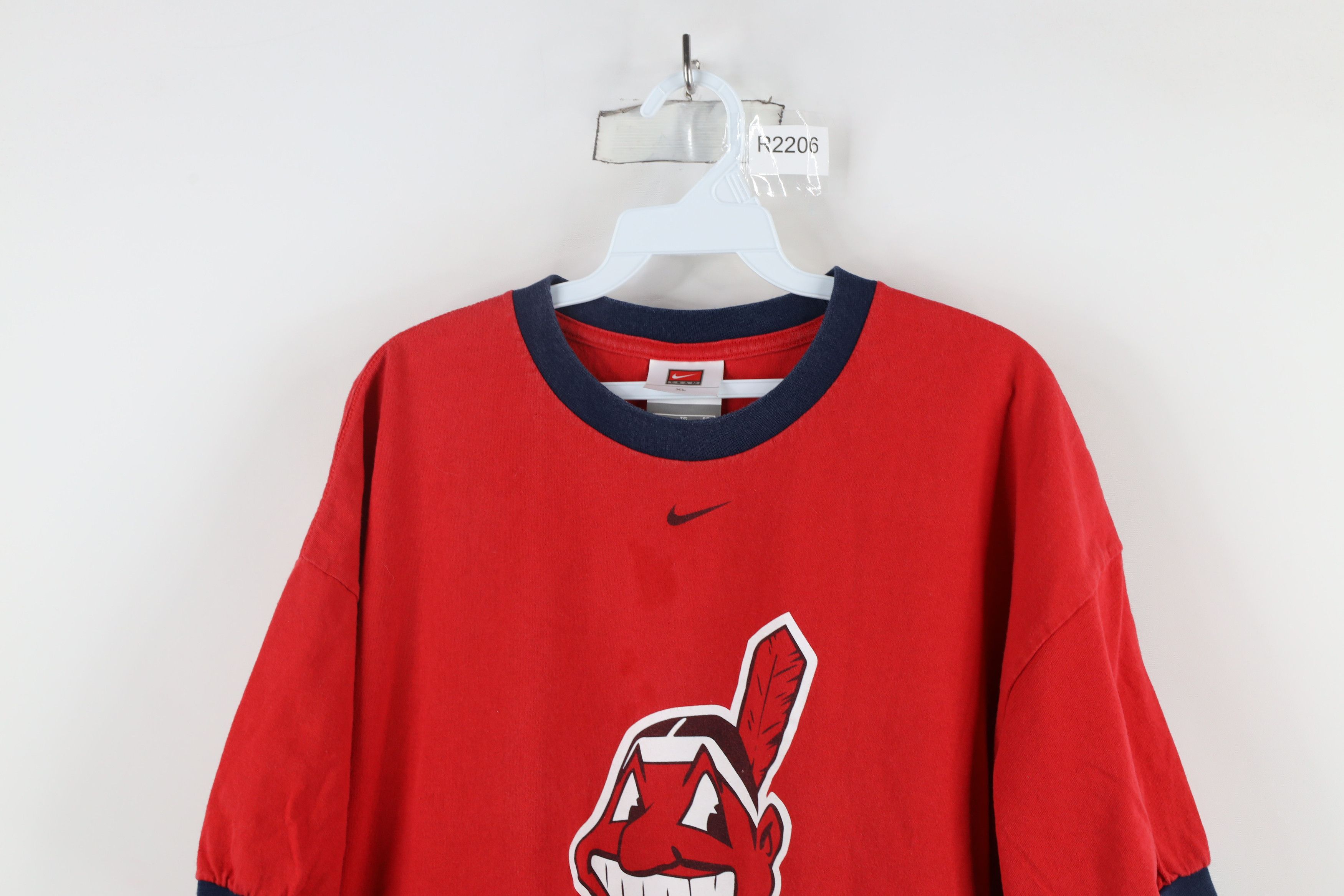 Nike Vintage Nike Travis Scott Swoosh Cleveland Indians T-Shirt Size US XL / EU 56 / 4 - 2 Thumbnail