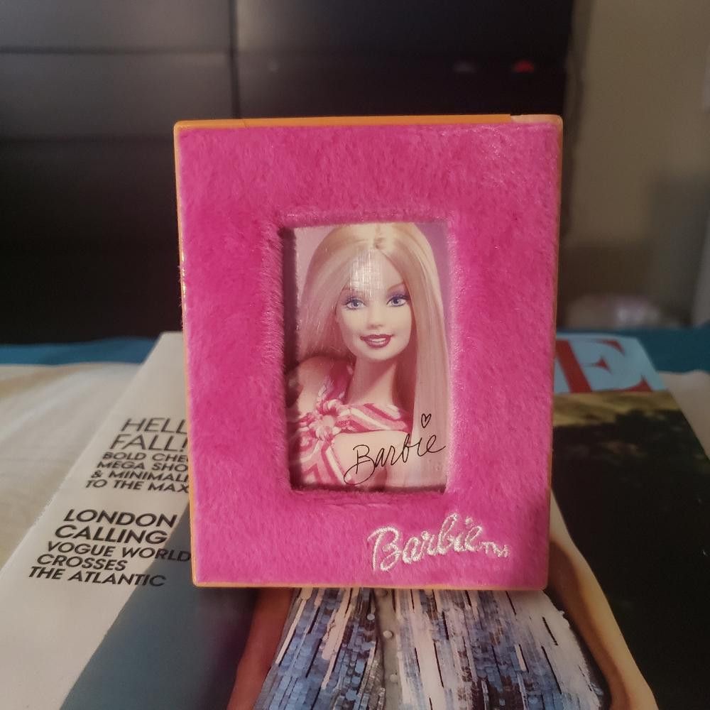 Designer Barbie "Mattel" 4 × 3 Vintage Frame Size ONE SIZE - 2 Thumbnail