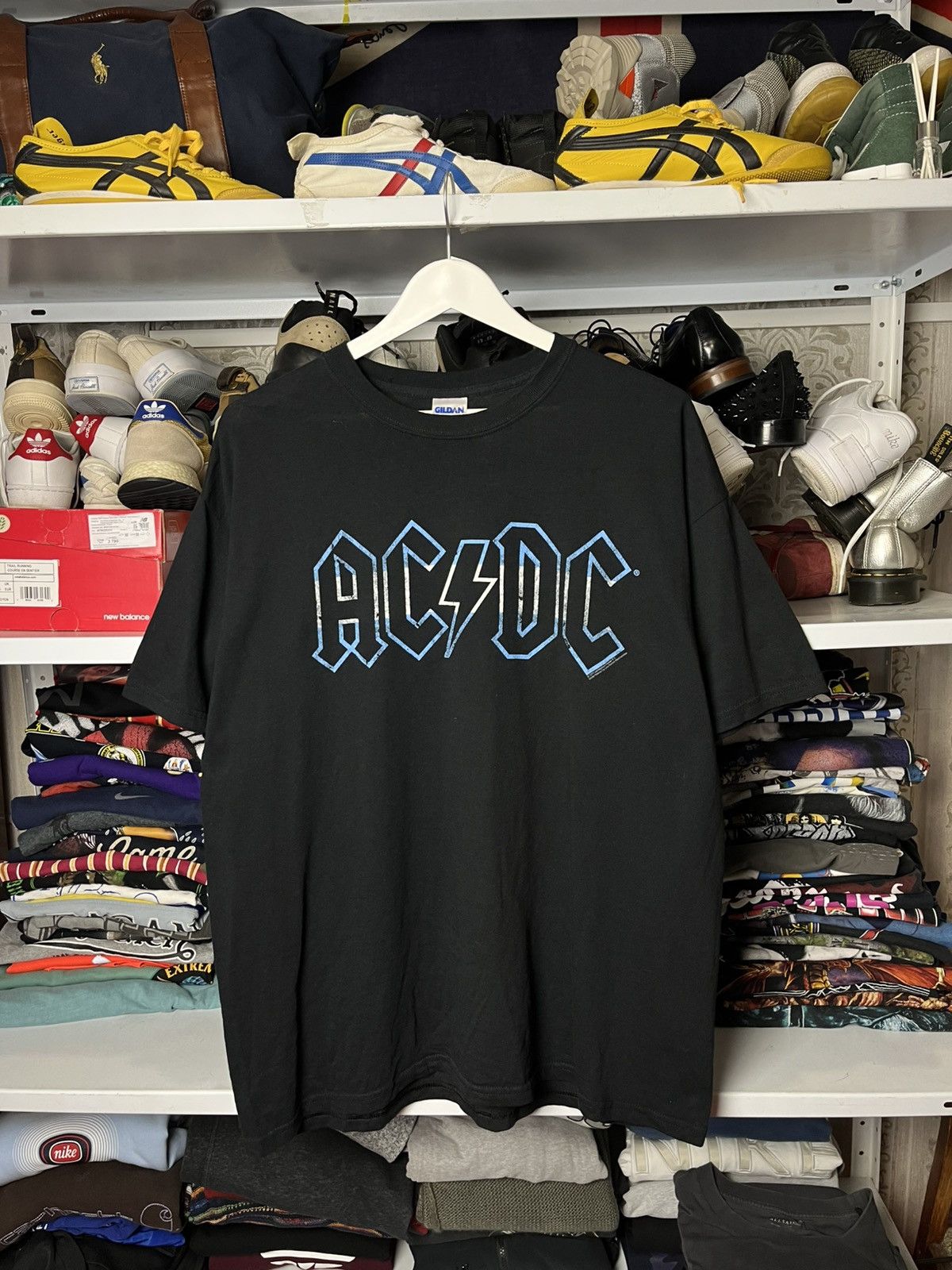 AC/DC Vintage AC/DC Tour T-Shirts 2011 Y2K Size US XL / EU 56 / 4 - 2 Thumbnail