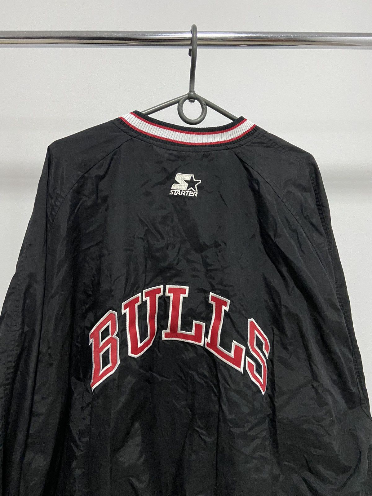 NBA × Vintage Chicago Bulls Sweatshirt Nylon NBA Big Logo Vintage Basket Size US XXL / EU 58 / 5 - 4 Thumbnail