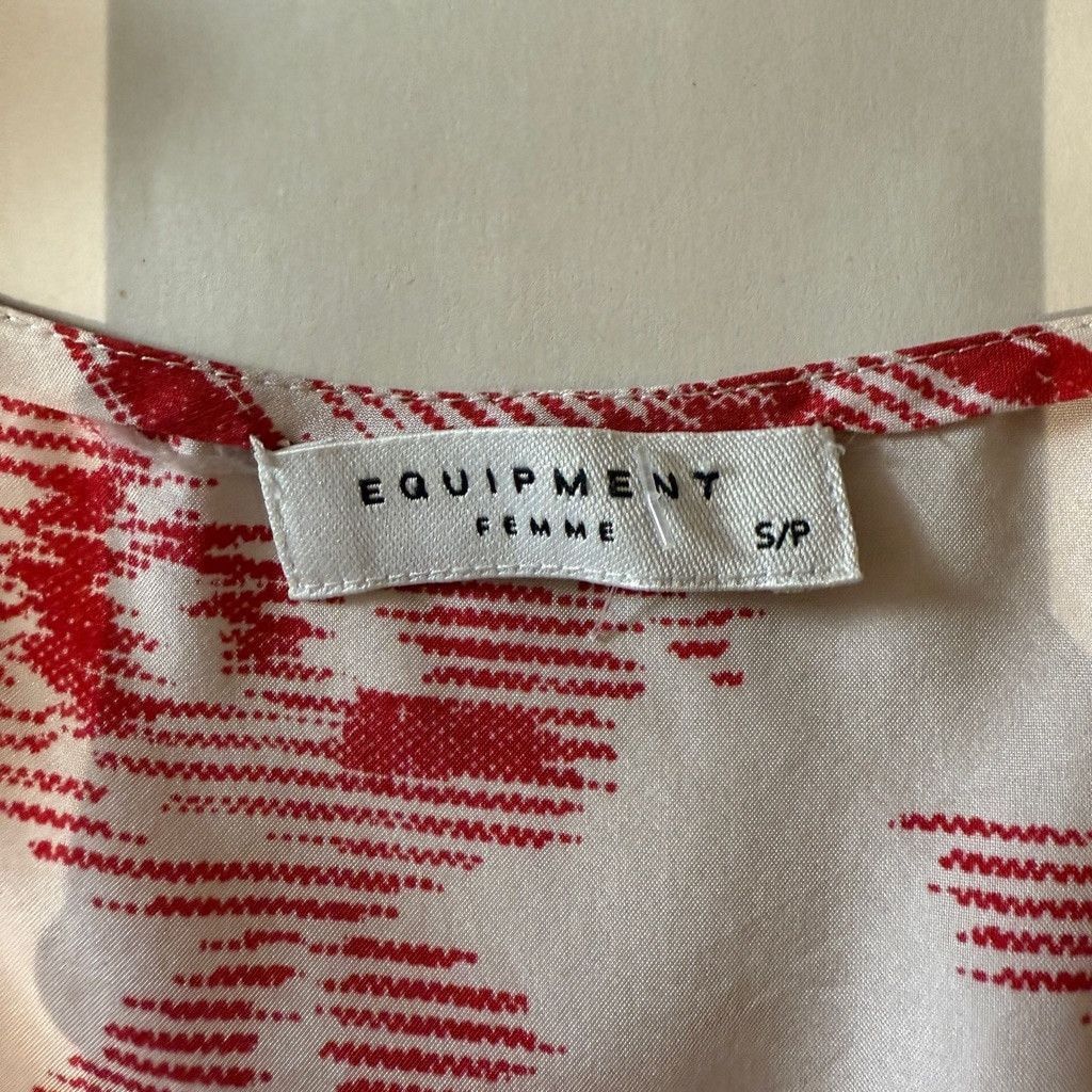 Other Equipment Femme Blouse S White Red Floral 100% Silk Designer Size S / US 4 / IT 40 - 5 Thumbnail