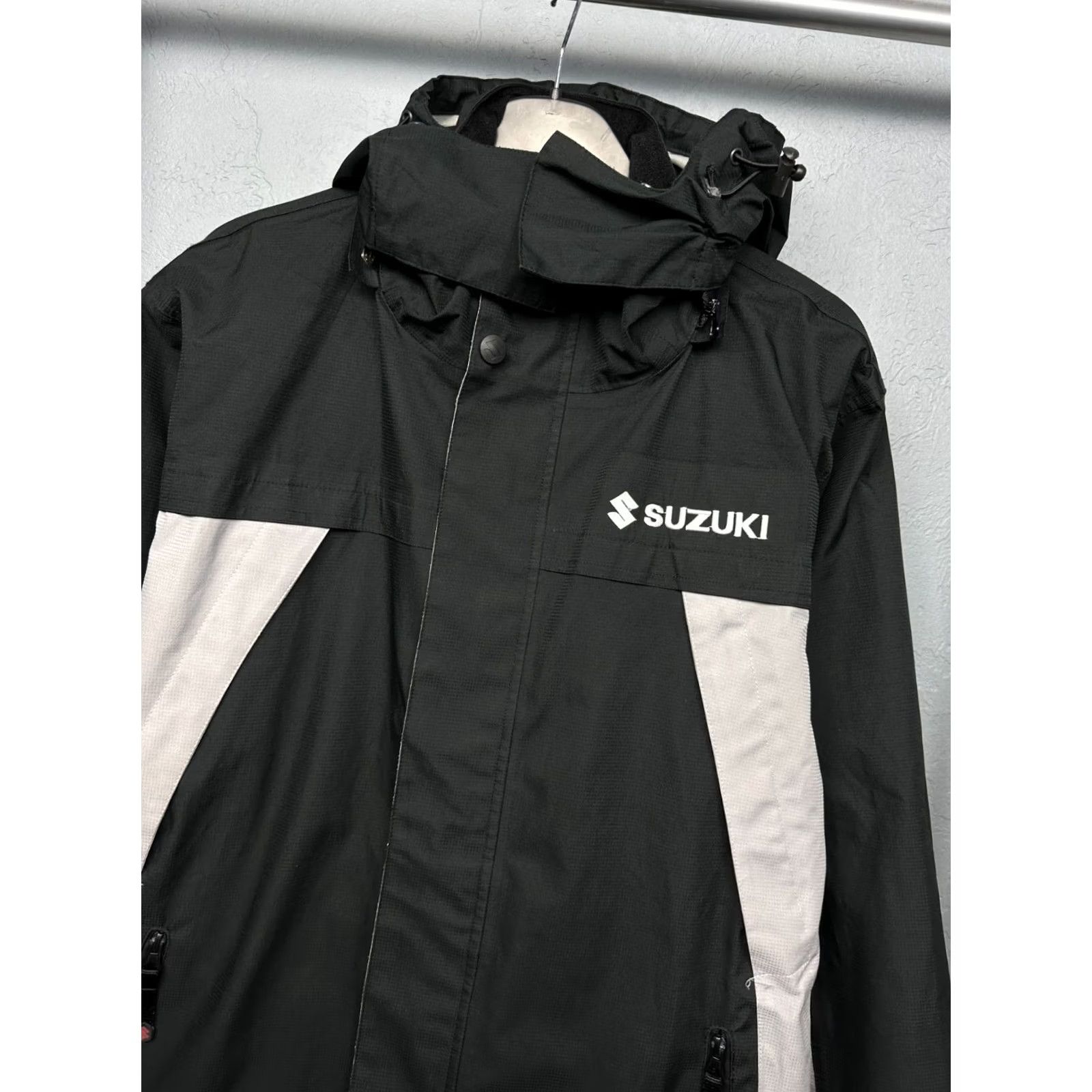 Vintage Suzuki Racing Team Mens Jacket Size L Black Windbreaker Racing Jacket Mens L Size US L / EU 52-54 / 3 - 2 Thumbnail