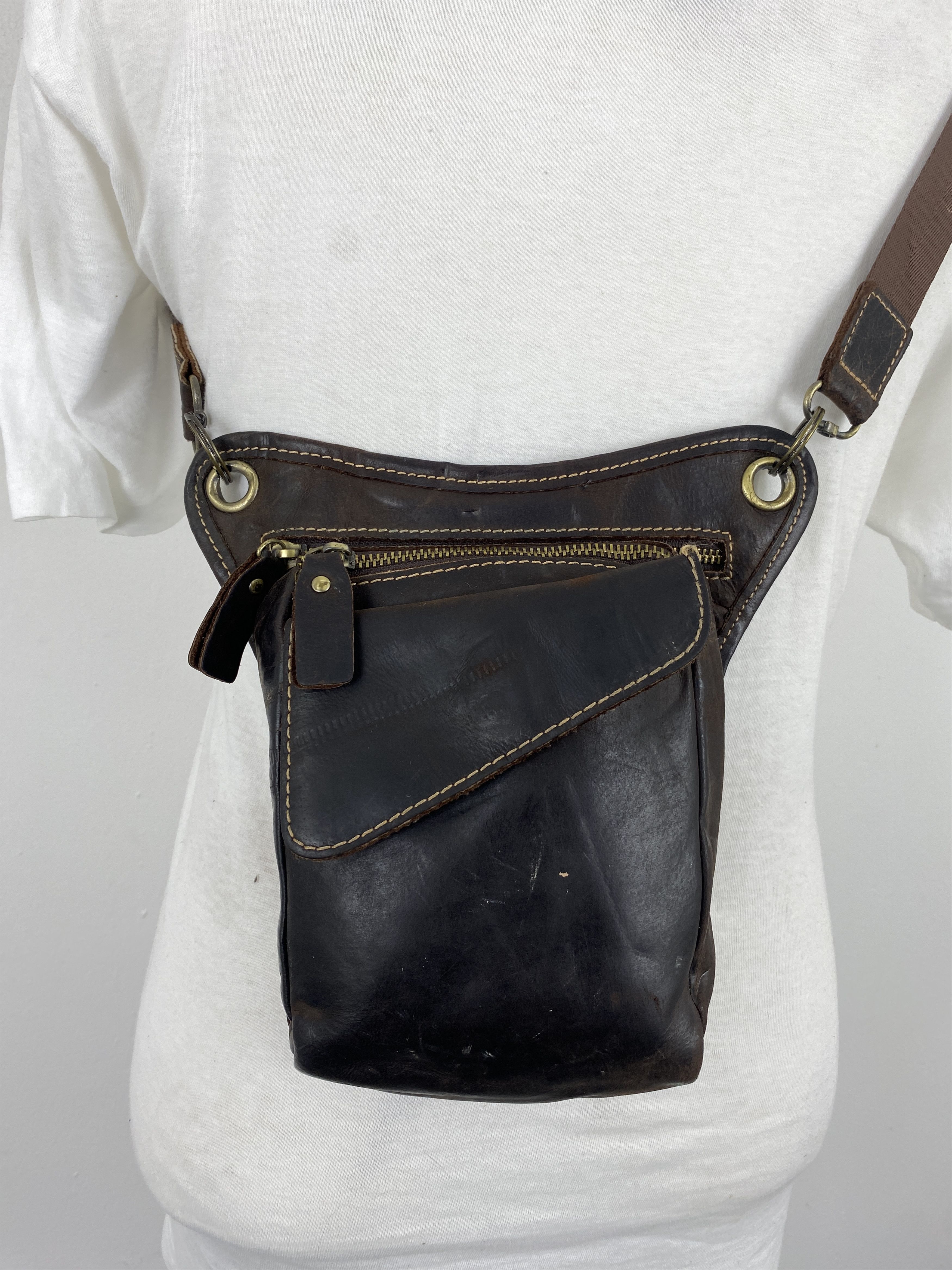If Six Was Nine Vintage Japanese Brand Leather Sling Bag BG0113 Size ONE SIZE - 2 Thumbnail