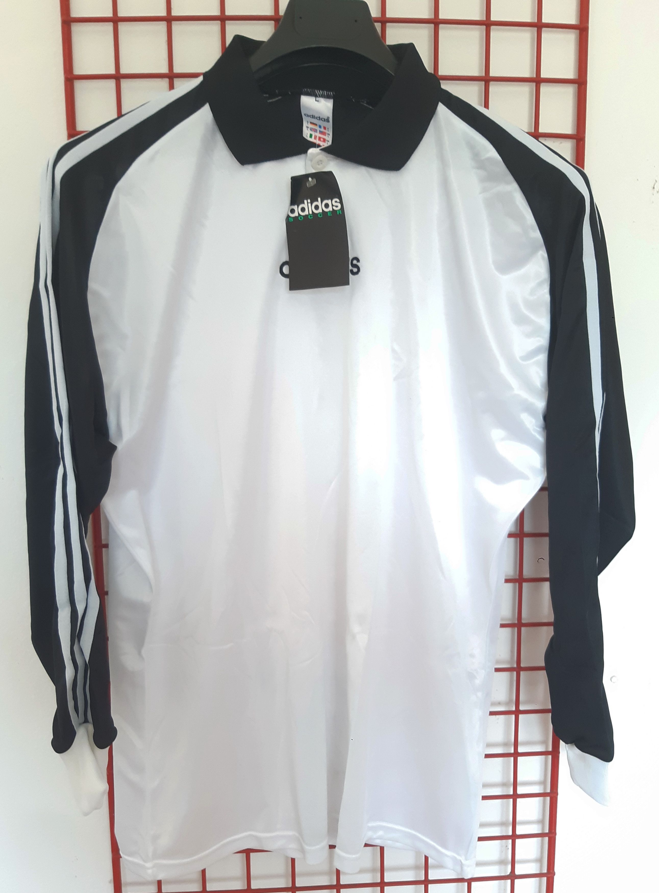 Adidas Vintage 90s ADIDAS Soccer Jersey made in England size L NWT Size US L / EU 52-54 / 3 - 1 Thumbnail