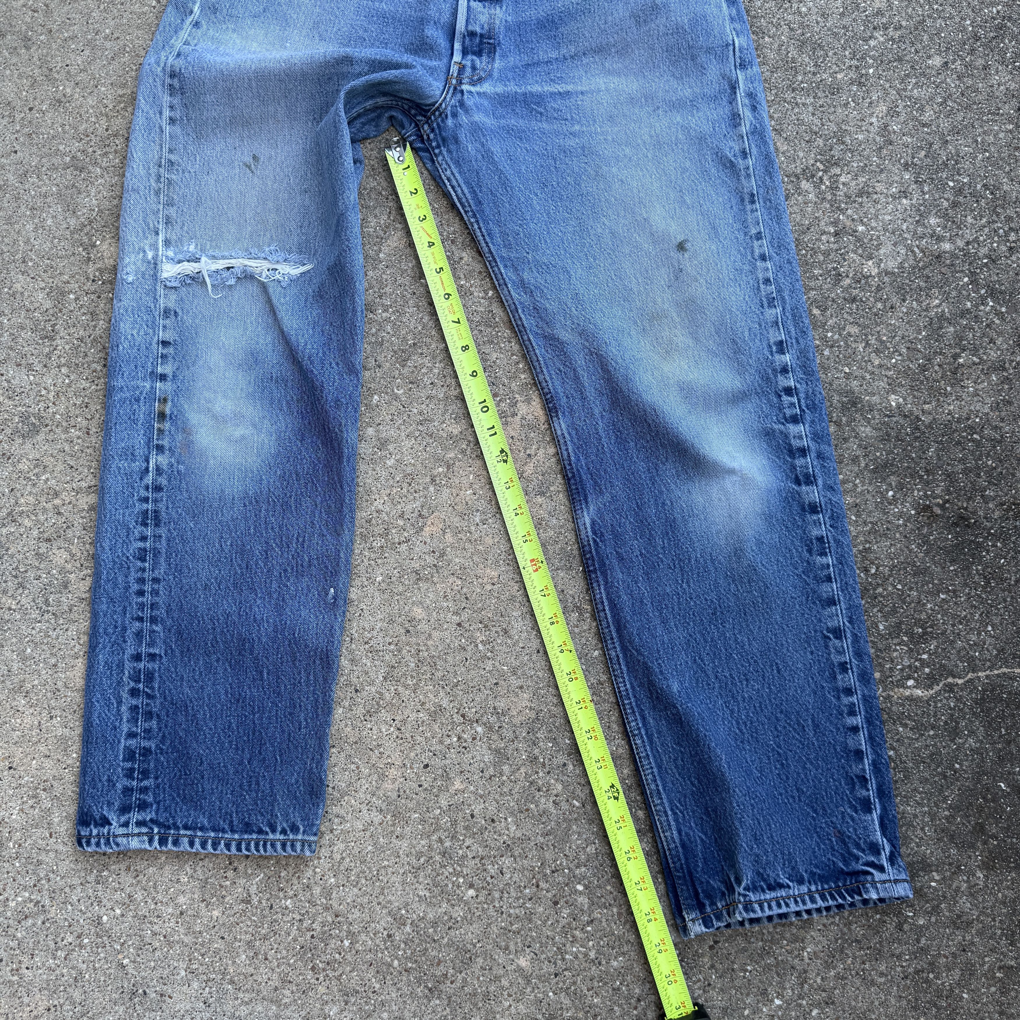 Levi's Vintage 90s Levis 501 Blue Button fly Denim Jeans Size US 34 / EU 50 - 8 Thumbnail