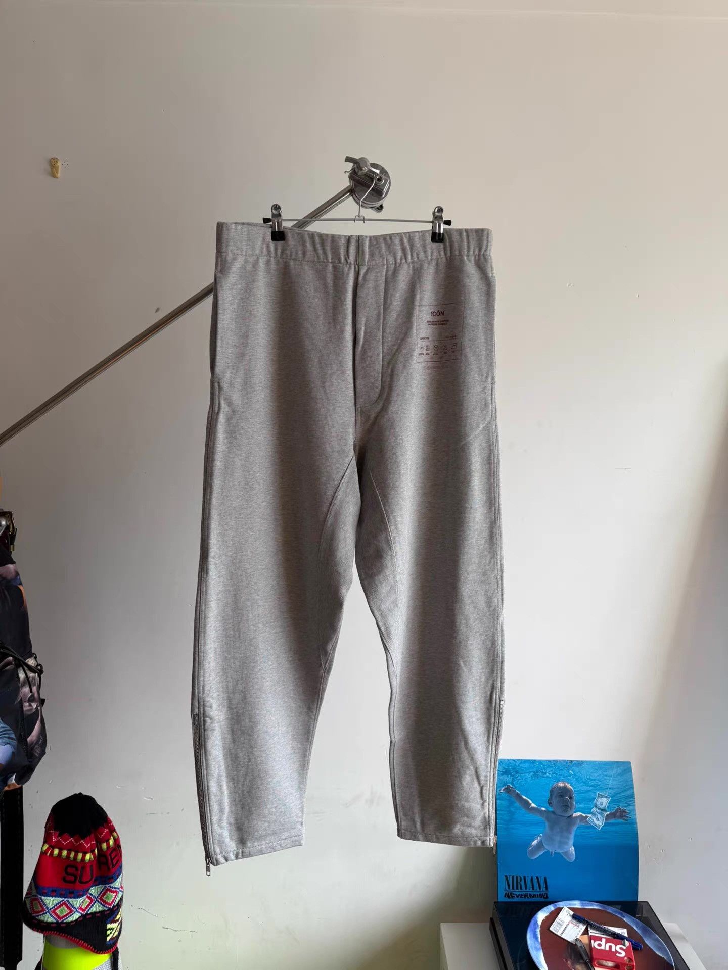Maison Margiela Maison Margiela Gray Sweatpants Q17 Size US 36 / EU 52 - 1 Thumbnail