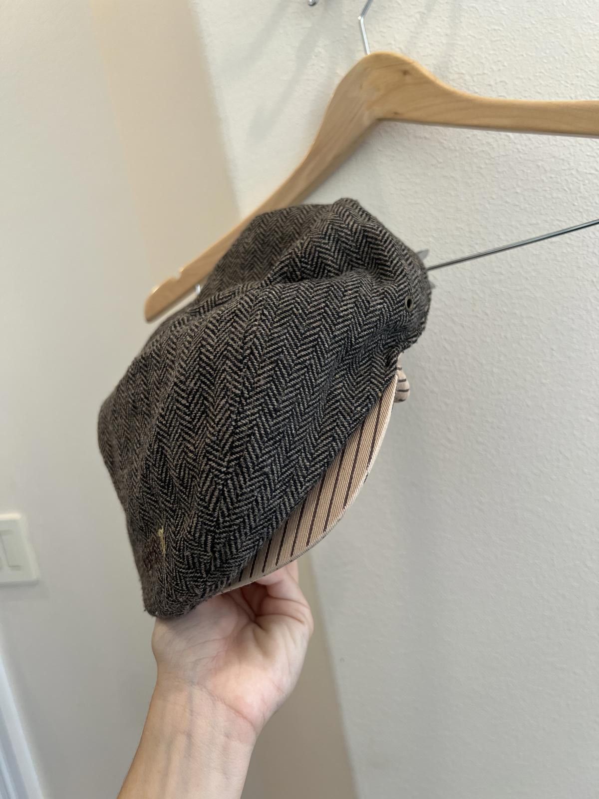 Designer Guinness Herringbone Newsboy Cap Size ONE SIZE - 5 Thumbnail