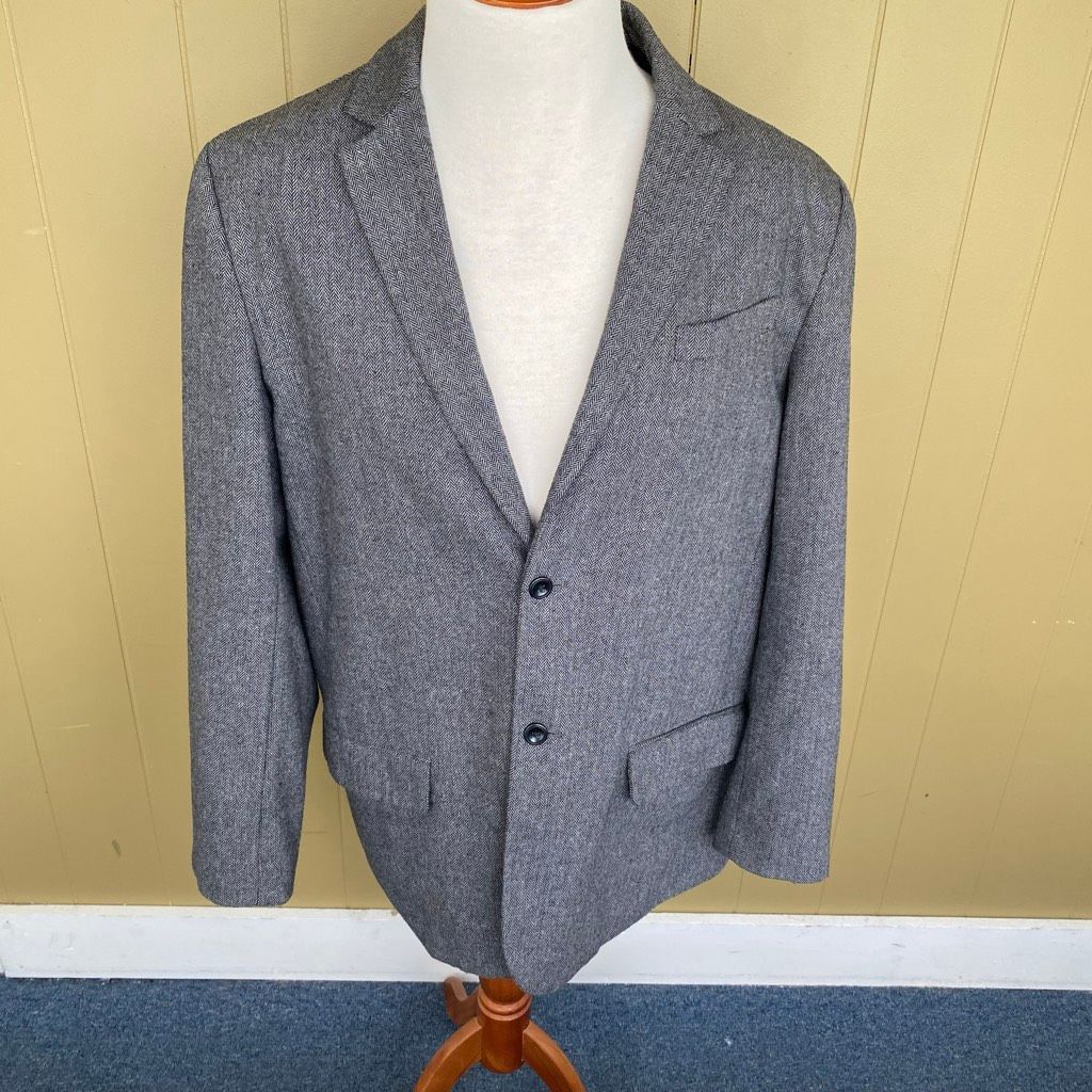 Old Navy Old Navy men X-Large wool blend 2 button blazer inner and ou Size 48R - 1 Thumbnail