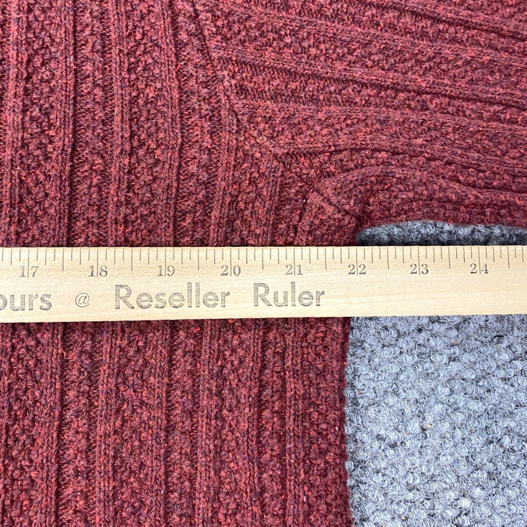 Bill Blass VINTAGE Bill Blass Sweater Mens Medium Burgundy 3 Button Henley Ribbed Knit Made USA Size US M / EU 48-50 / 2 - 6 Thumbnail