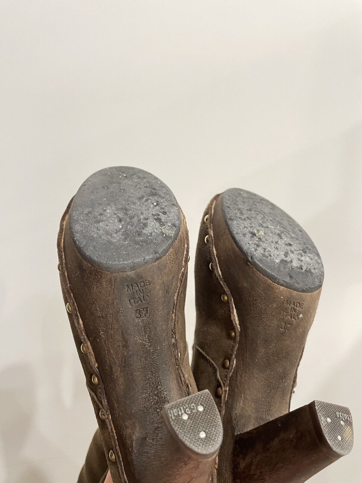 Dolce & Gabbana D&G Dolce & Gabbana High Heel Boots Suede Leather Shearling Size US 7 / IT 37 - 14 Thumbnail
