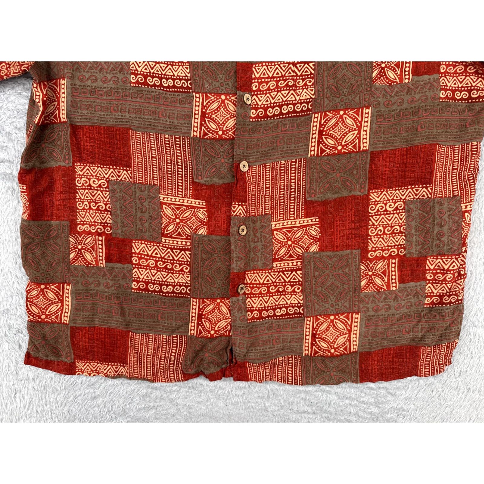 Vintage Caribbean Shirt Men XL Red Tile Geometric 100% Rayon Hawaiian Button Up Size US XL / EU 56 / 4 - 5 Thumbnail