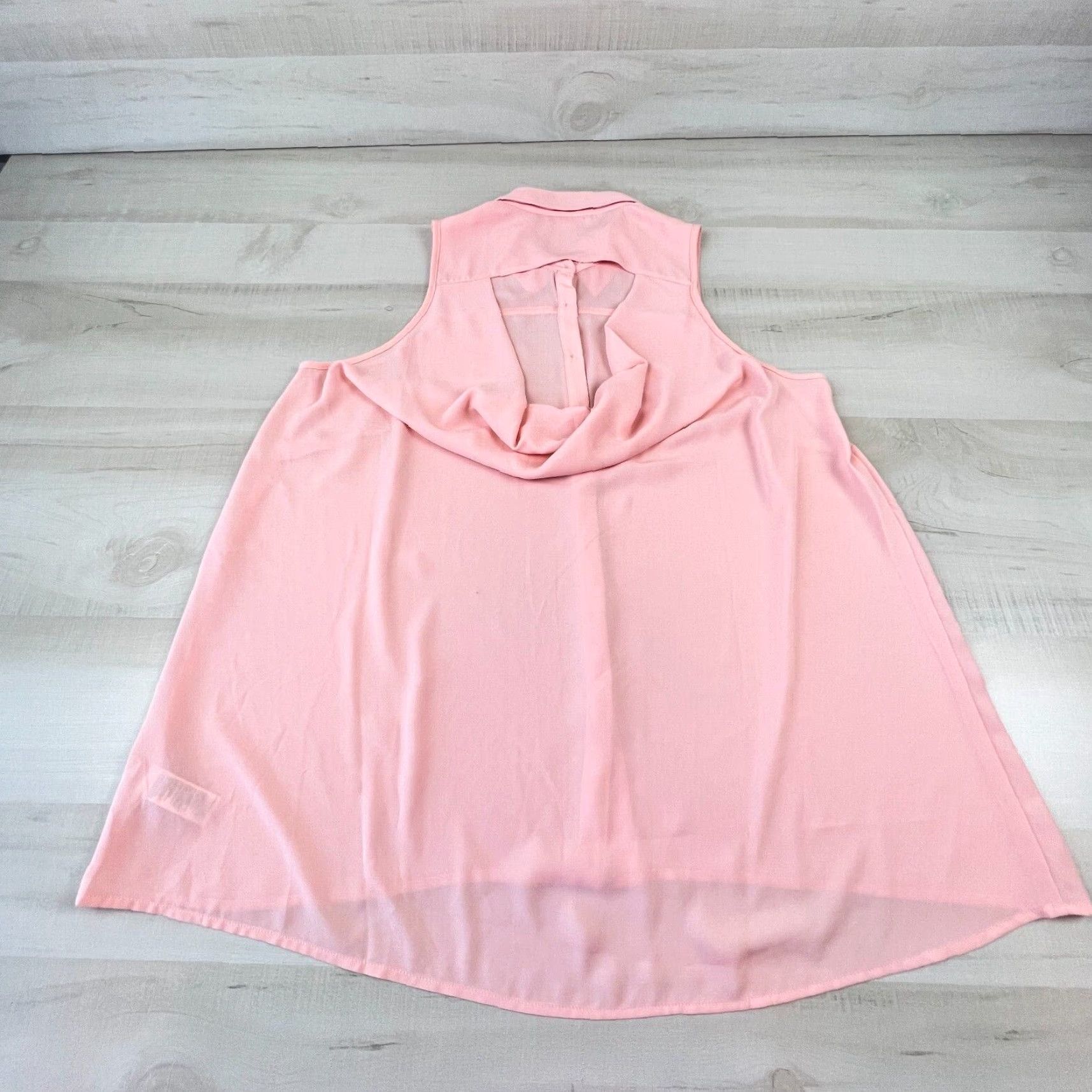 Forever 21 Forever 21 Women's Pink Sleeveless Blouse Top XL Plus Size Open Back Shirt Button Up Size XL / US 12-14 / IT 48-50 - 7 Thumbnail