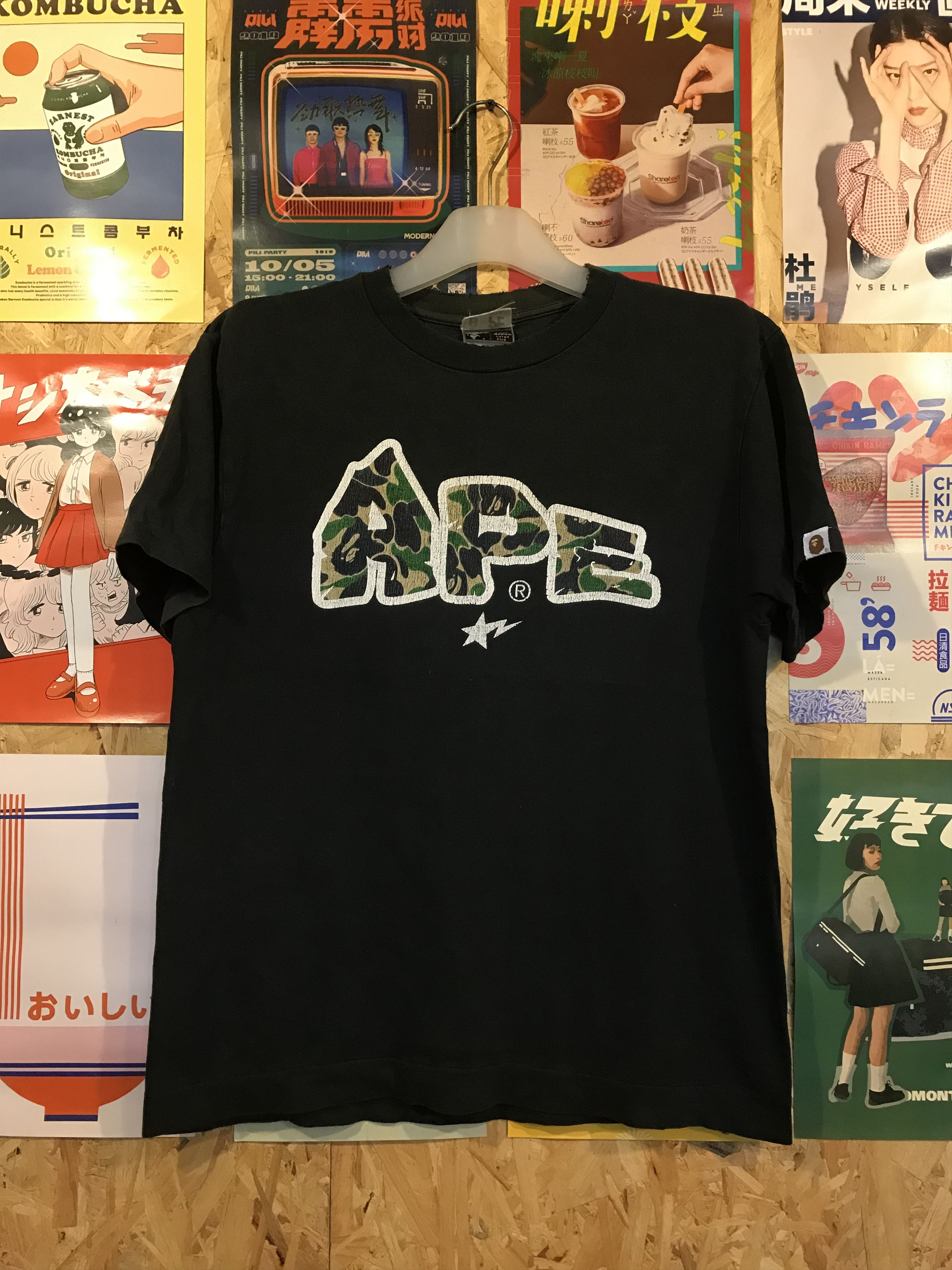 Bape Distressed Rare Vintage BAPE Tee – OG Bapesta Lightning Size US M / EU 48-50 / 2 - 1 Thumbnail