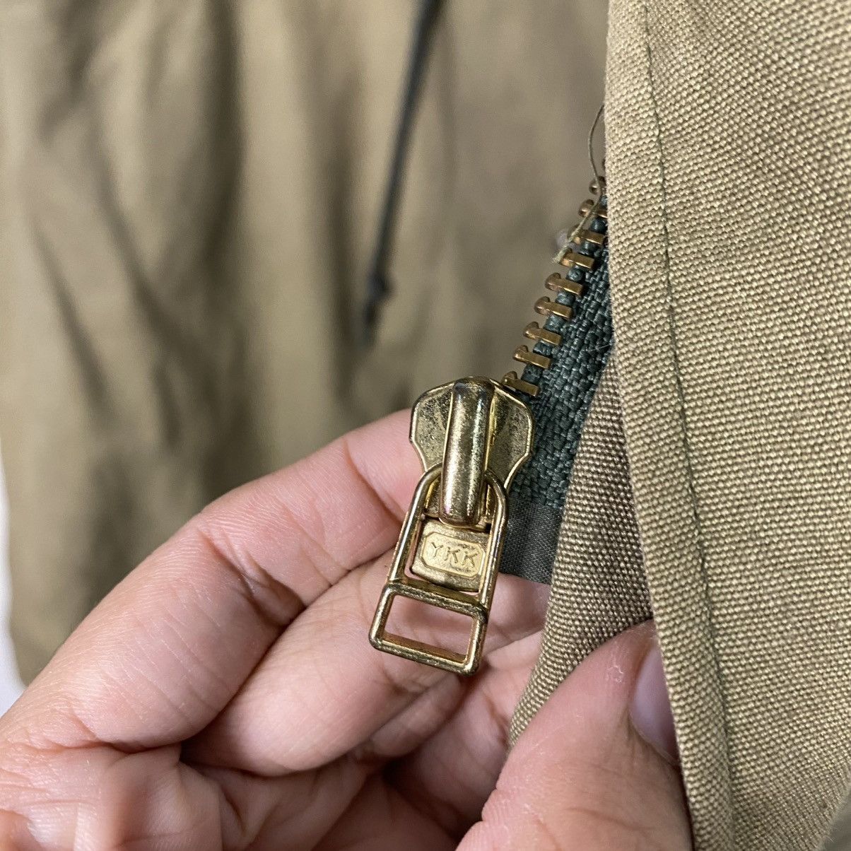 Buzz Rickson's military fishtail parka inspired by the U.S. Army M-51 model Size US XL / EU 56 / 4 - 15 Thumbnail