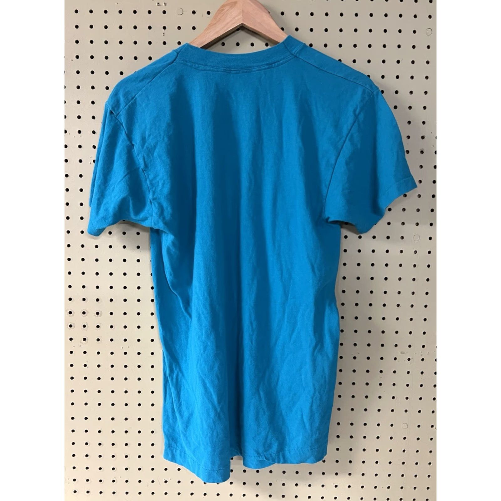 TEE JAYS VINTAGE 80s Sailboat Graphic Blue XL T-Shirt USA Short Sleeve Men Tee Jays Regular Cotton Blend Graphic Tee Punk Sailboat Navy Blue 1980s Mens Size US L / EU 52-54 / 3 - 2 Thumbnail