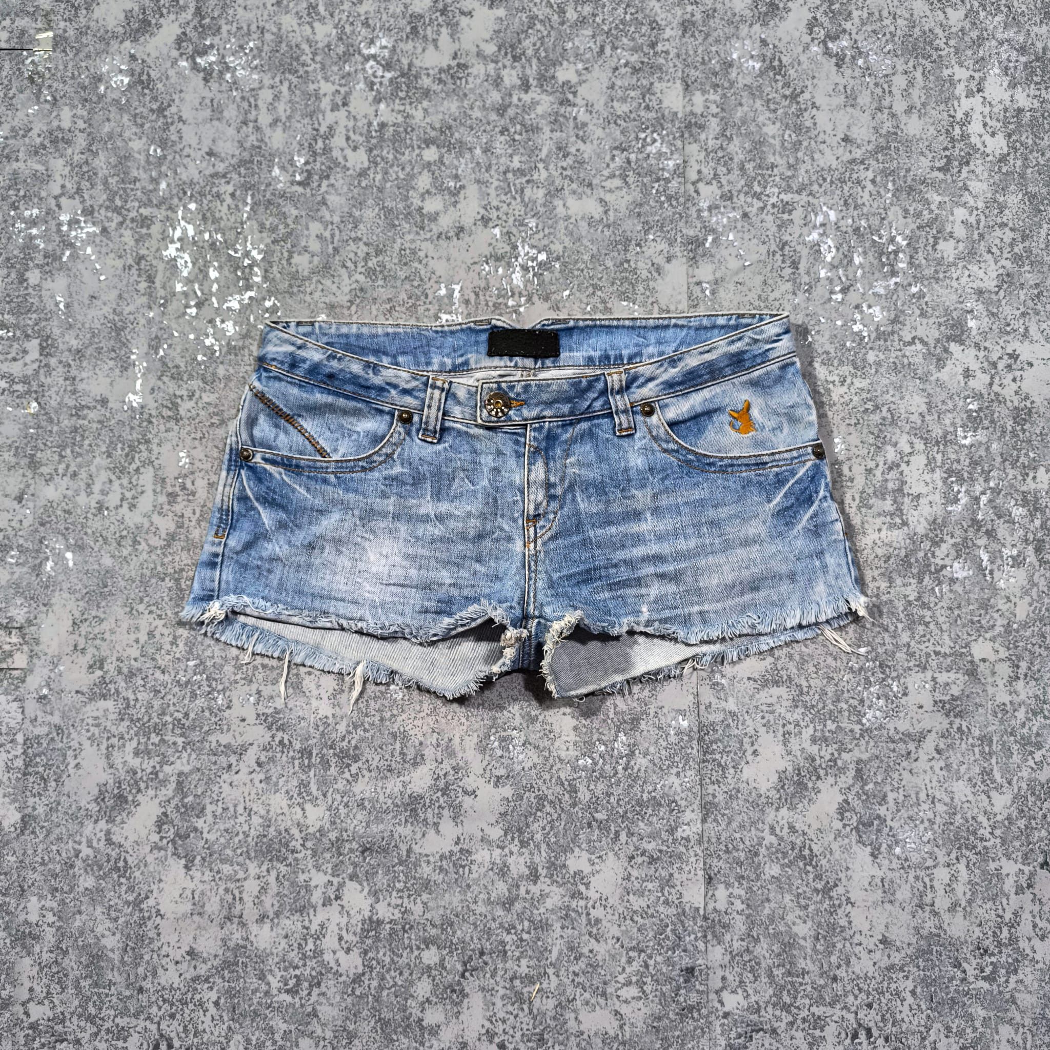 Hysteric Glamour Y2k Paris Hilton Denim Mini Micro Shorts Distressed Low Rise Size 32" / US 10 / IT 46 - 1 Thumbnail