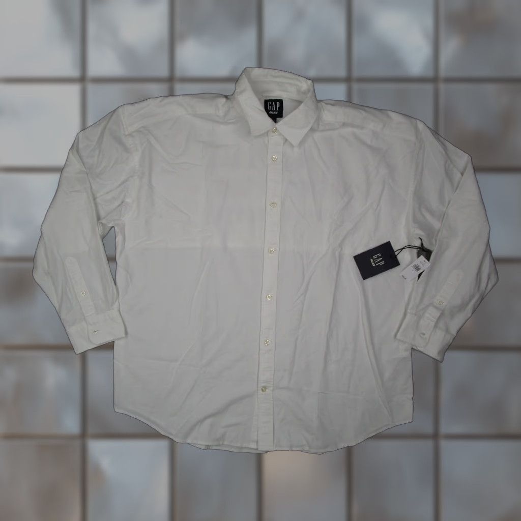Gap GAP Palace Button-Up Shirt Mens Large Long Sleeve White Embroidered Athletic Flags Limited Edition Size US L / EU 52-54 / 3 - 1 Thumbnail