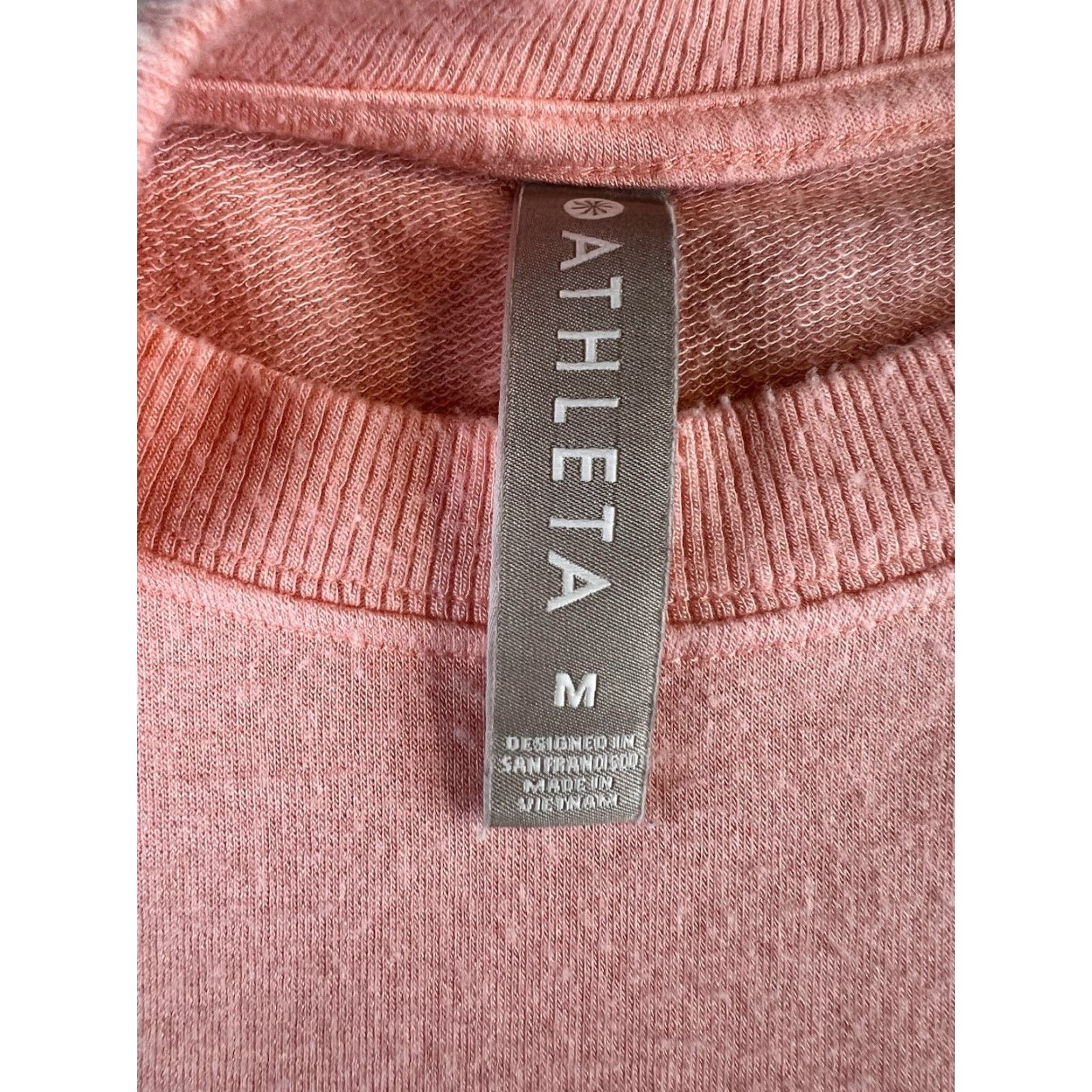 Athleta Athleta Sweatshirt Womens M Pink Long Sleeve Yoga Gym Mindset Minimalist Pullover Crew Neck Activewear Size M / US 6-8 / IT 42-44 - 5 Thumbnail