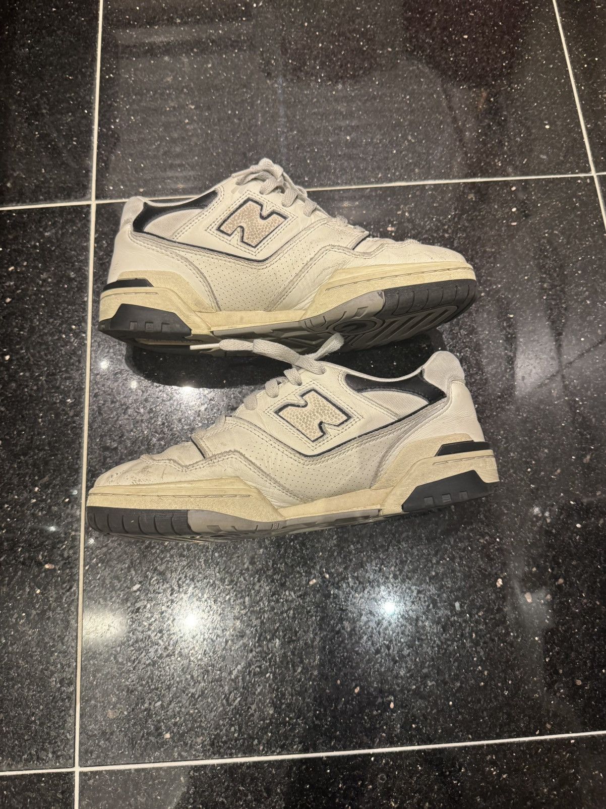 New Balance NEW BALANCE 550 CREAM BLACK Size US 8.5 / EU 41-42 - 3 Thumbnail