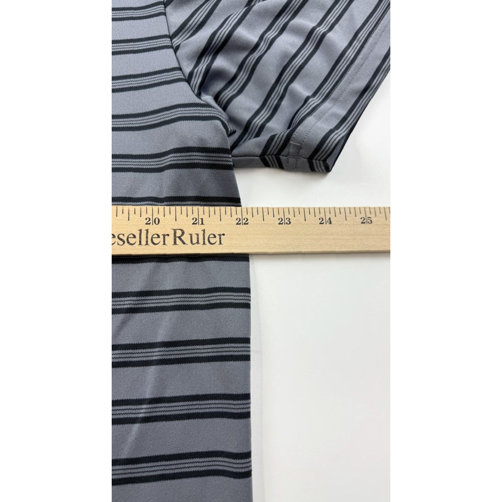 Under Armour Under Armour Polo Shirt Mens L Gray Striped HeatGear Golf Athletic Loose Fit Size US L / EU 52-54 / 3 - 7 Thumbnail