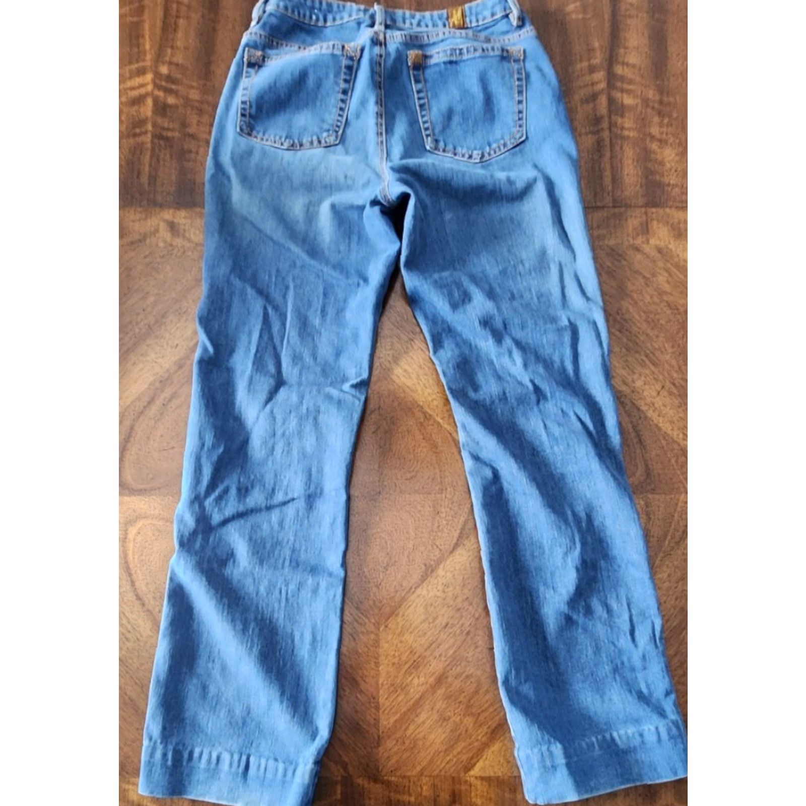 Wrangler Wrangler Aura Bootcut Denim Jeans Women's 6R Reg Rise Med Blue Casual Wrangler Aura 80s 90s Western Cowgirl Jeans Womens Reg Size 6 Size 28" / US 6 / IT 42 - 2 Thumbnail