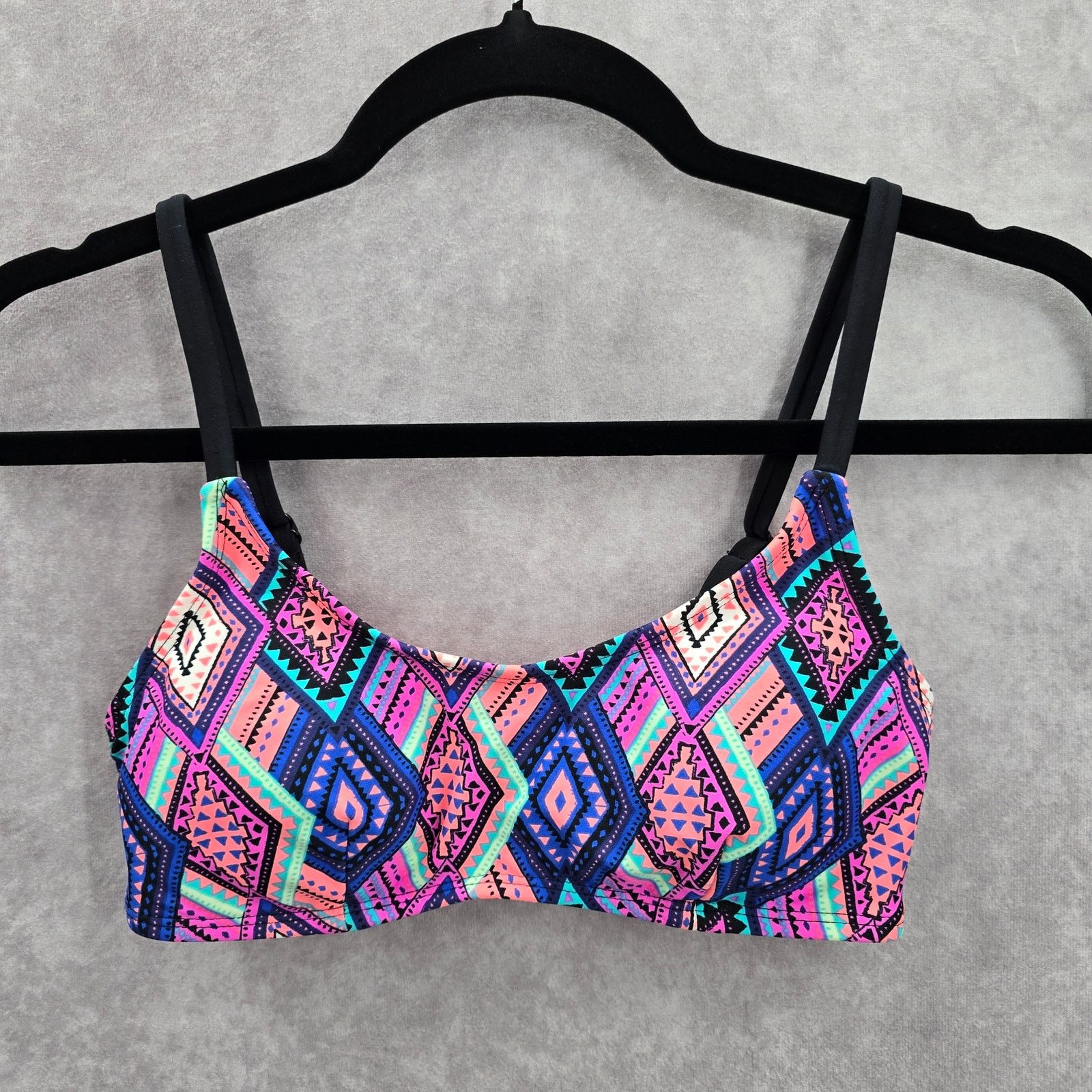 Other Xhilaration Black Geometric Padded Strap Bikini Top Small Size ONE SIZE - 4 Thumbnail