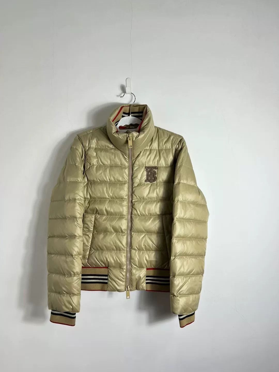 Burberry Burberry TB Striped Down Baseball Jacket Size US S / EU 44-46 / 1 - 1 Thumbnail