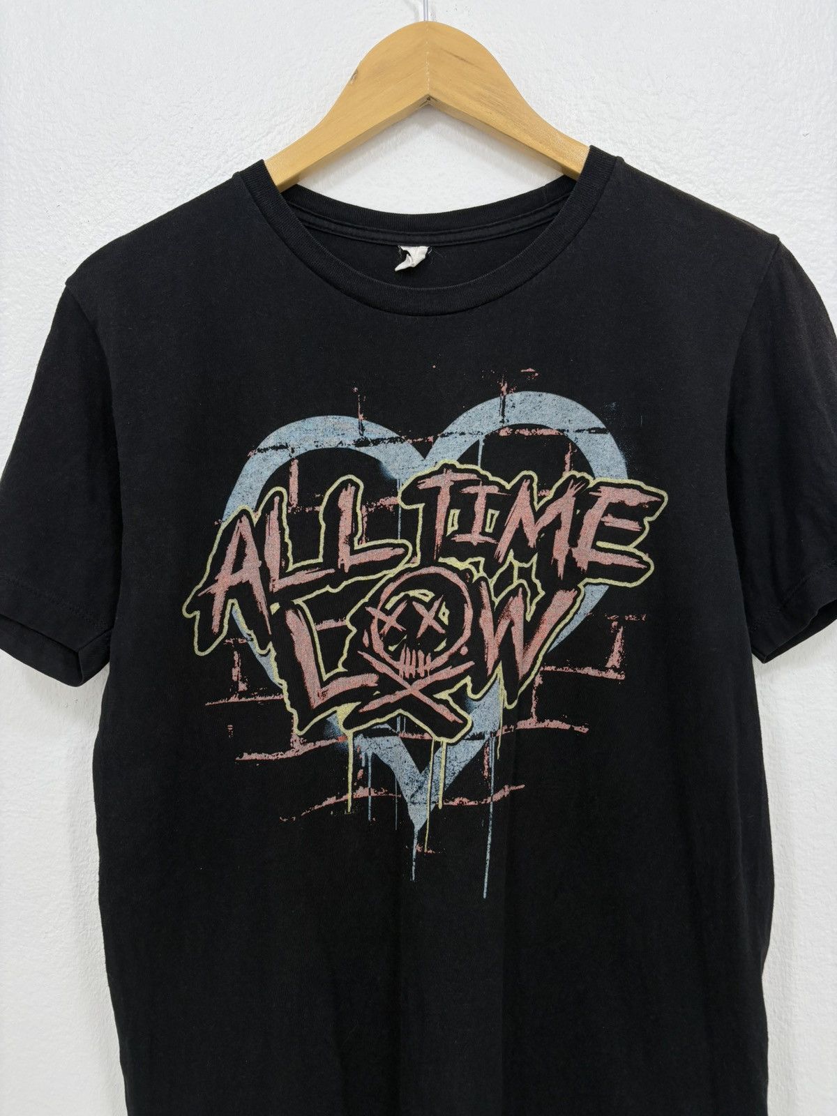 Band Tees All Time Low size M Size US M / EU 48-50 / 2 - 1 Thumbnail