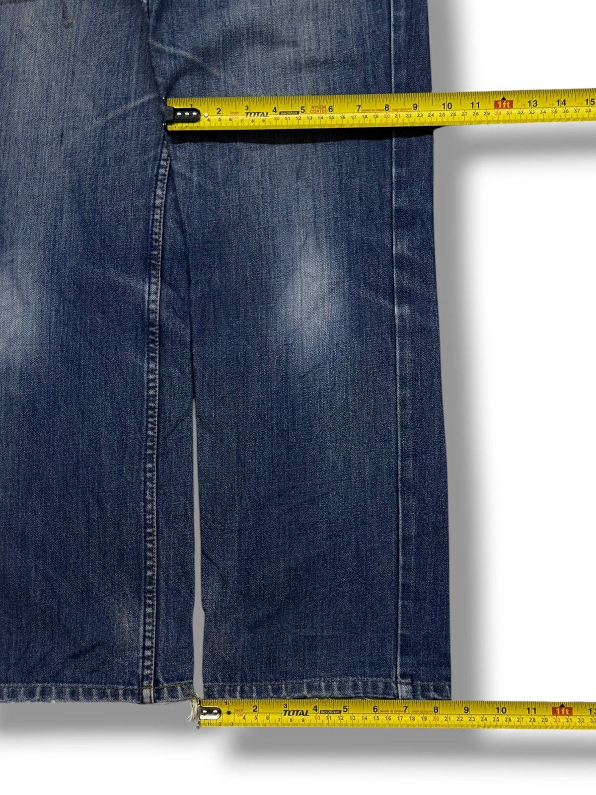 Levi's Vintage Levi’s W515 Made In Japan | Relaxed Straight | W27 Size US 27 - 20 Thumbnail