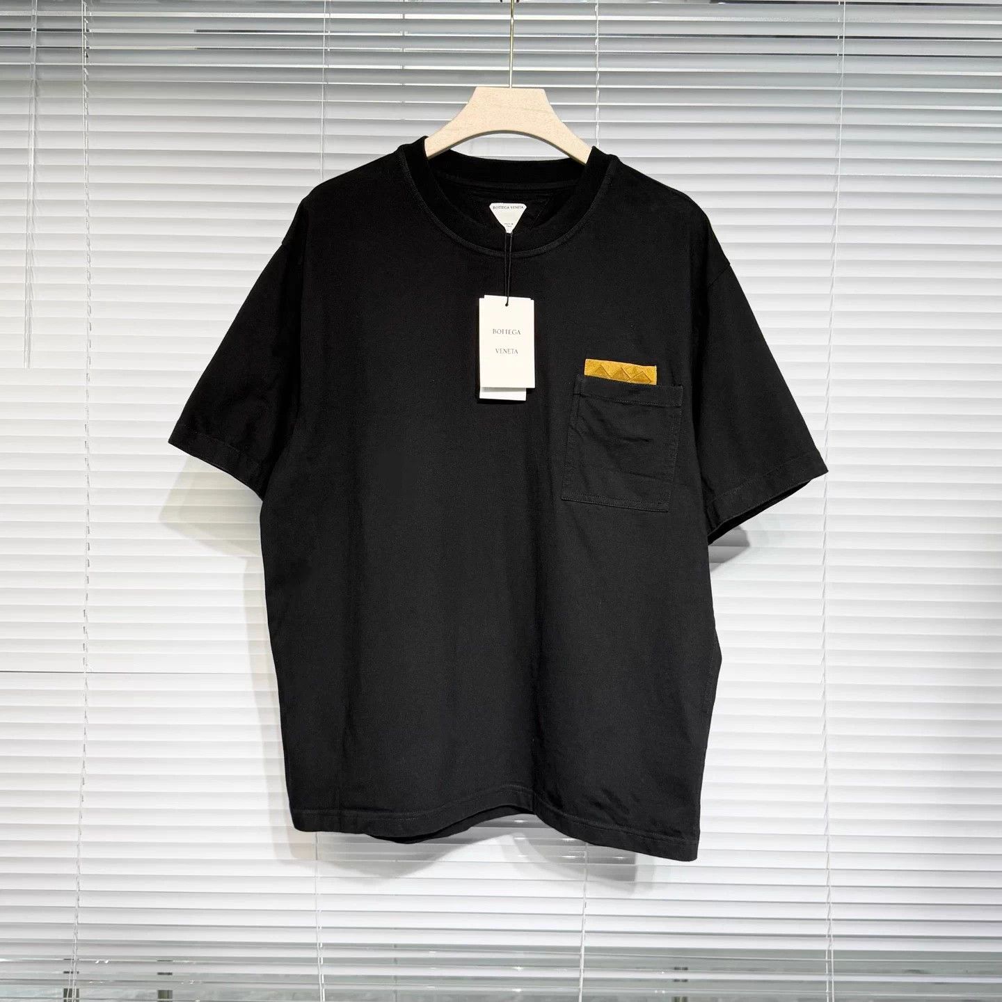 Bottega Veneta BV 99 New Black XL Short Sleeve Tee Size US XL / EU 56 / 4 - 1 Thumbnail